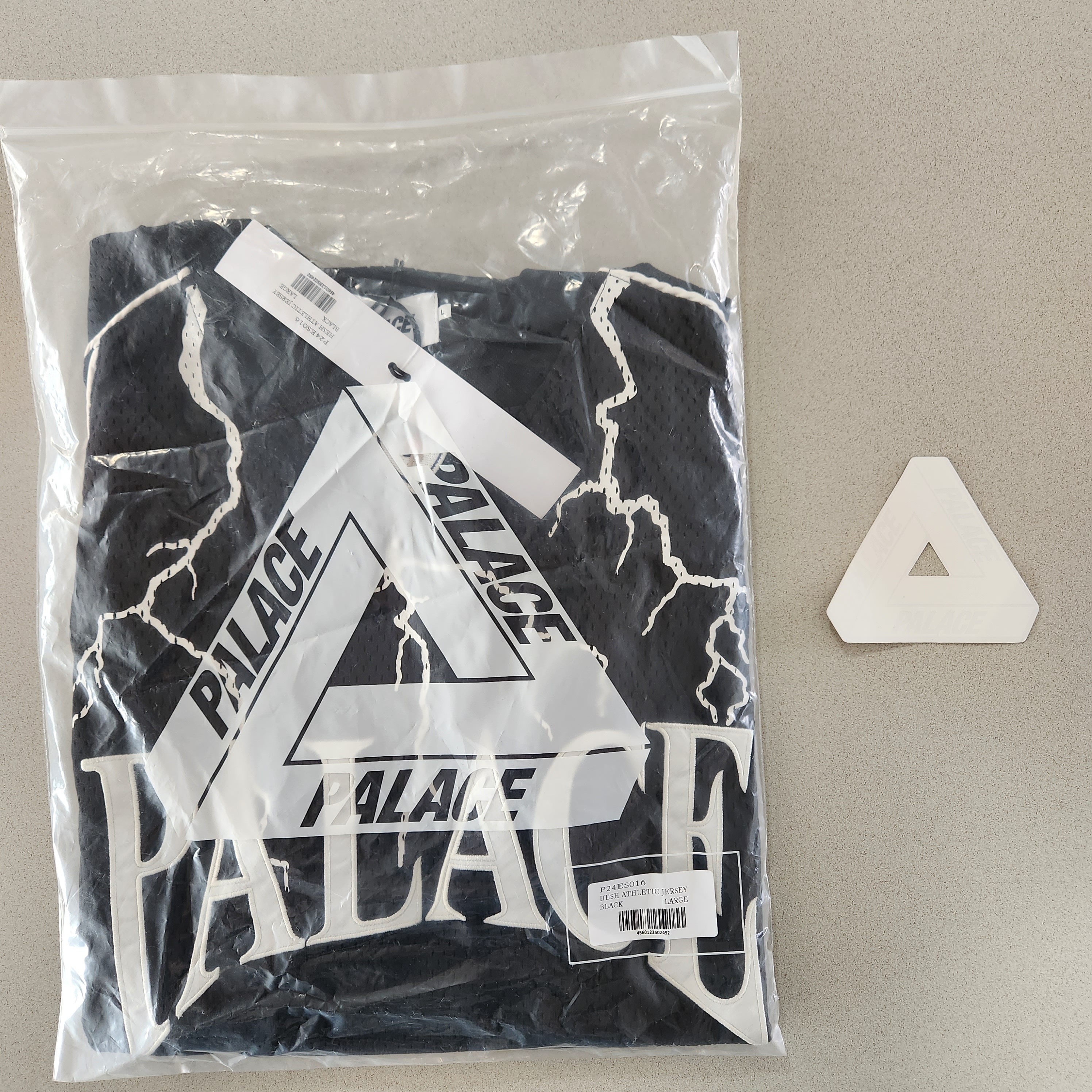 Palace Hesh Athletic Jersey Black - 23SS 착용 스타일 - 2