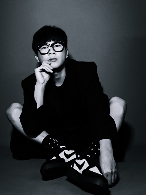 Nike x Peaceminusone Kwondo1 Black and White 착용 스타일 - 2