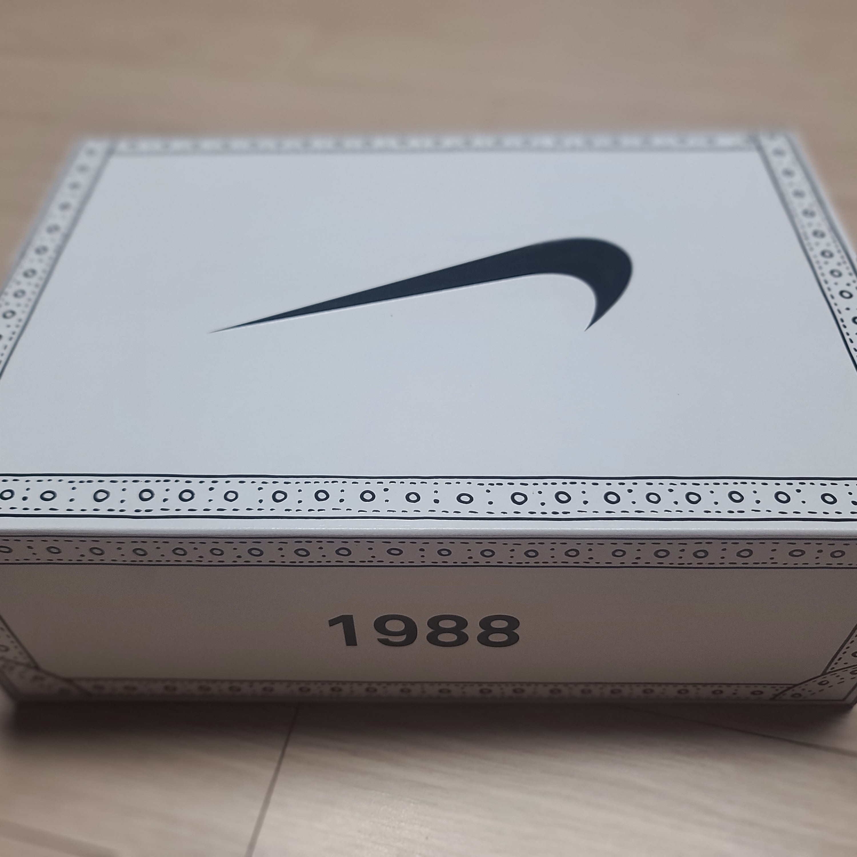 Nike x Peaceminusone Kwondo1 Black and White 착용 스타일 - 1
