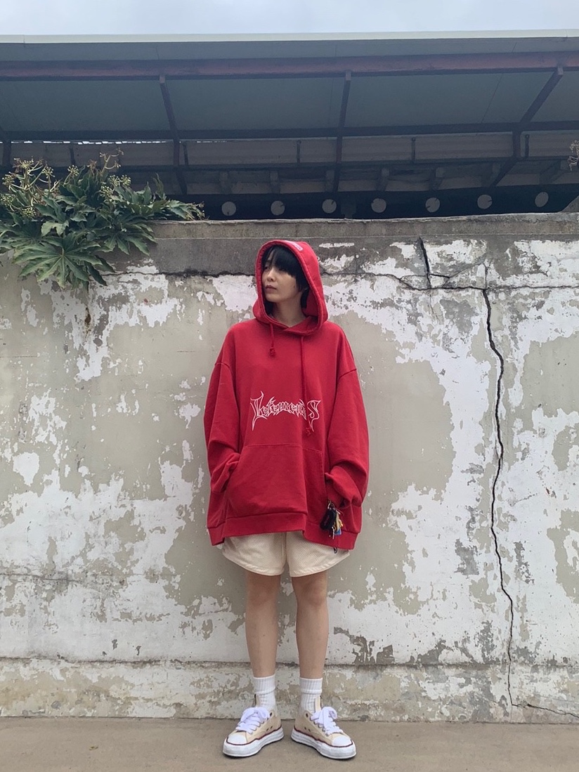 Maison Mihara Yasuhiro Peterson OG Sole Canvas Low-top Sneakers Natural, Nike x Fear of God Basketball Shorts String 착용 스타일 - 2