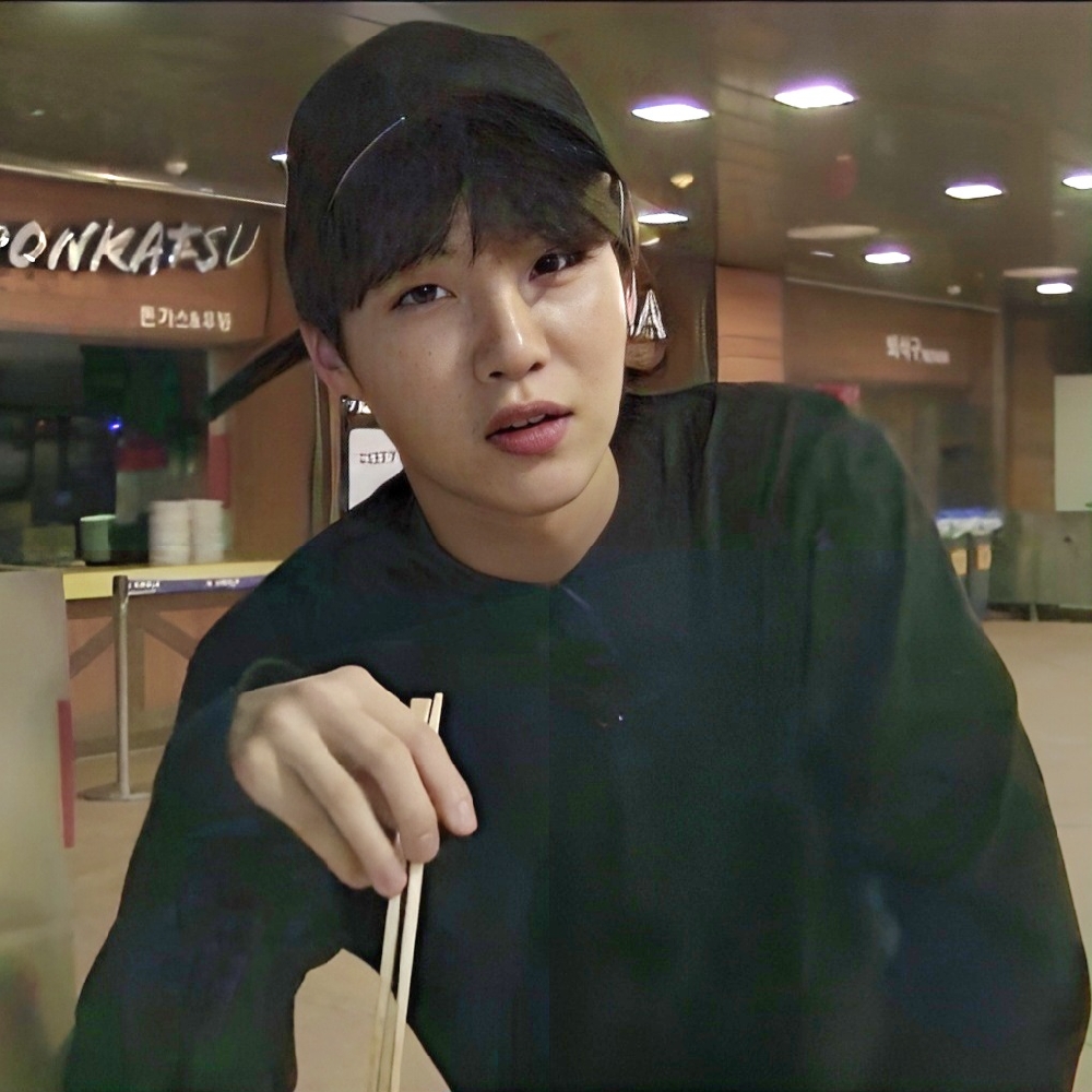 KREAM 프로필 이미지