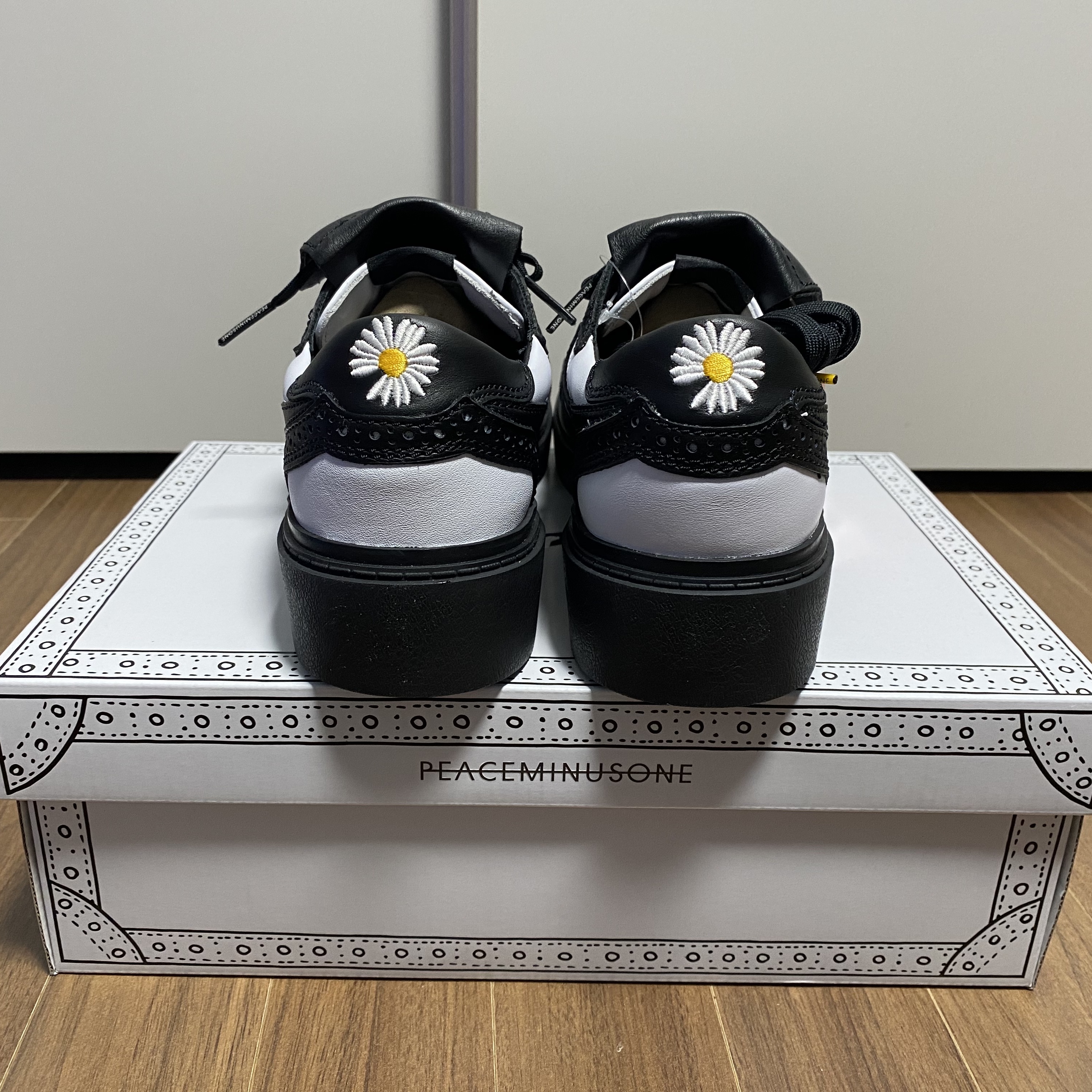 Nike x Peaceminusone Kwondo1 Black and White 착용 스타일