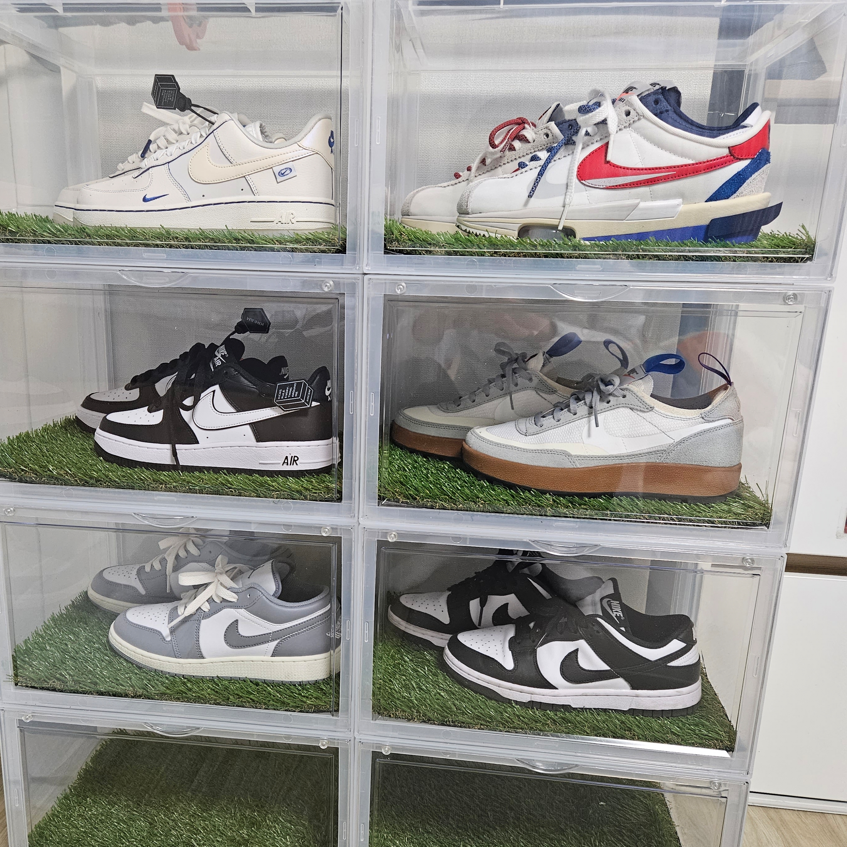 (GS) Nike Air Force 1 LV8 2 Black White, A.P.C. Recovery Shopping Bag Black 착용 스타일 - 3