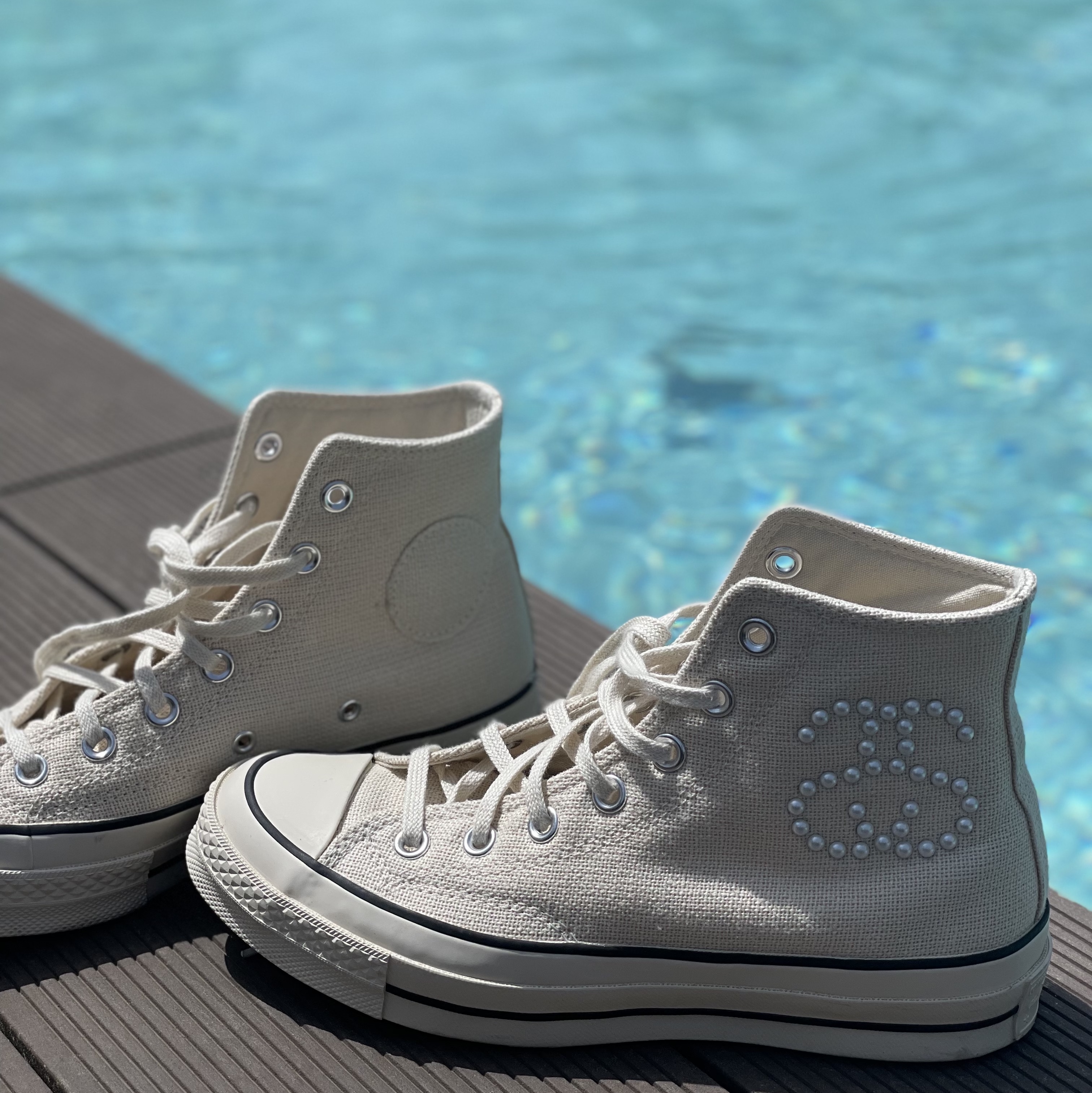 Converse x Stussy Chuck 70 High Natural Ivory 착용 스타일 - 1