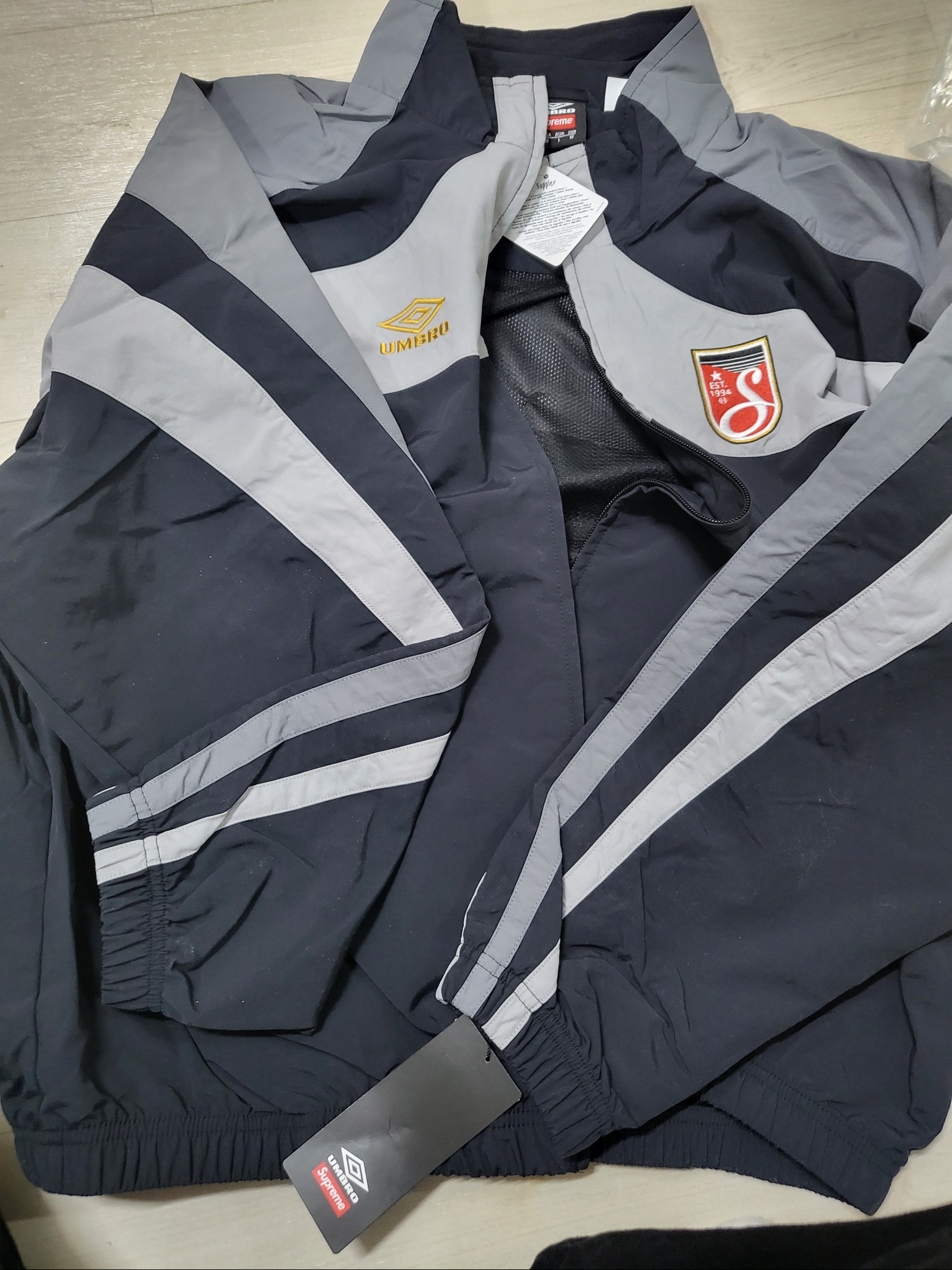 Supreme x Umbro Track Jacket Black - 23SS 착용 스타일