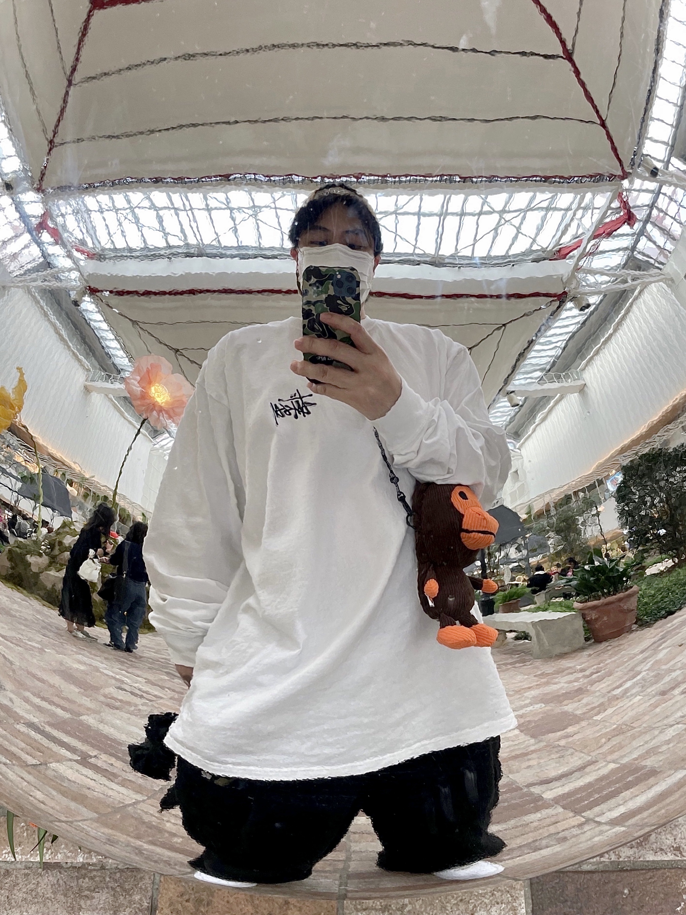 Stussy x BAPE Trucker Cap Yellow, Stussy Basic Stussy LS T-Shirt White 2022 착용 스타일 - 2