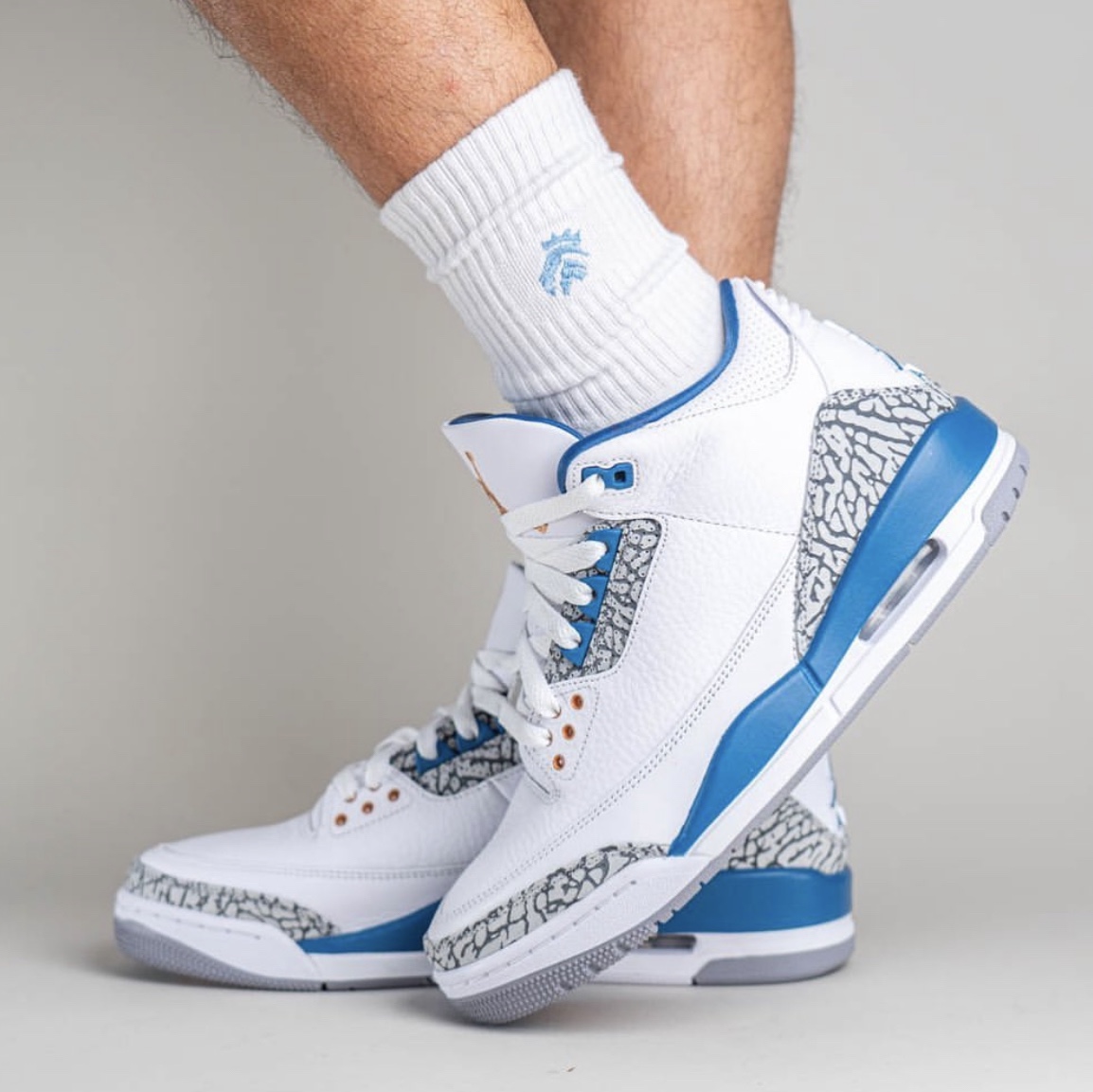 Jordan 3 Retro True Blue and Copper 착용 스타일 - 2