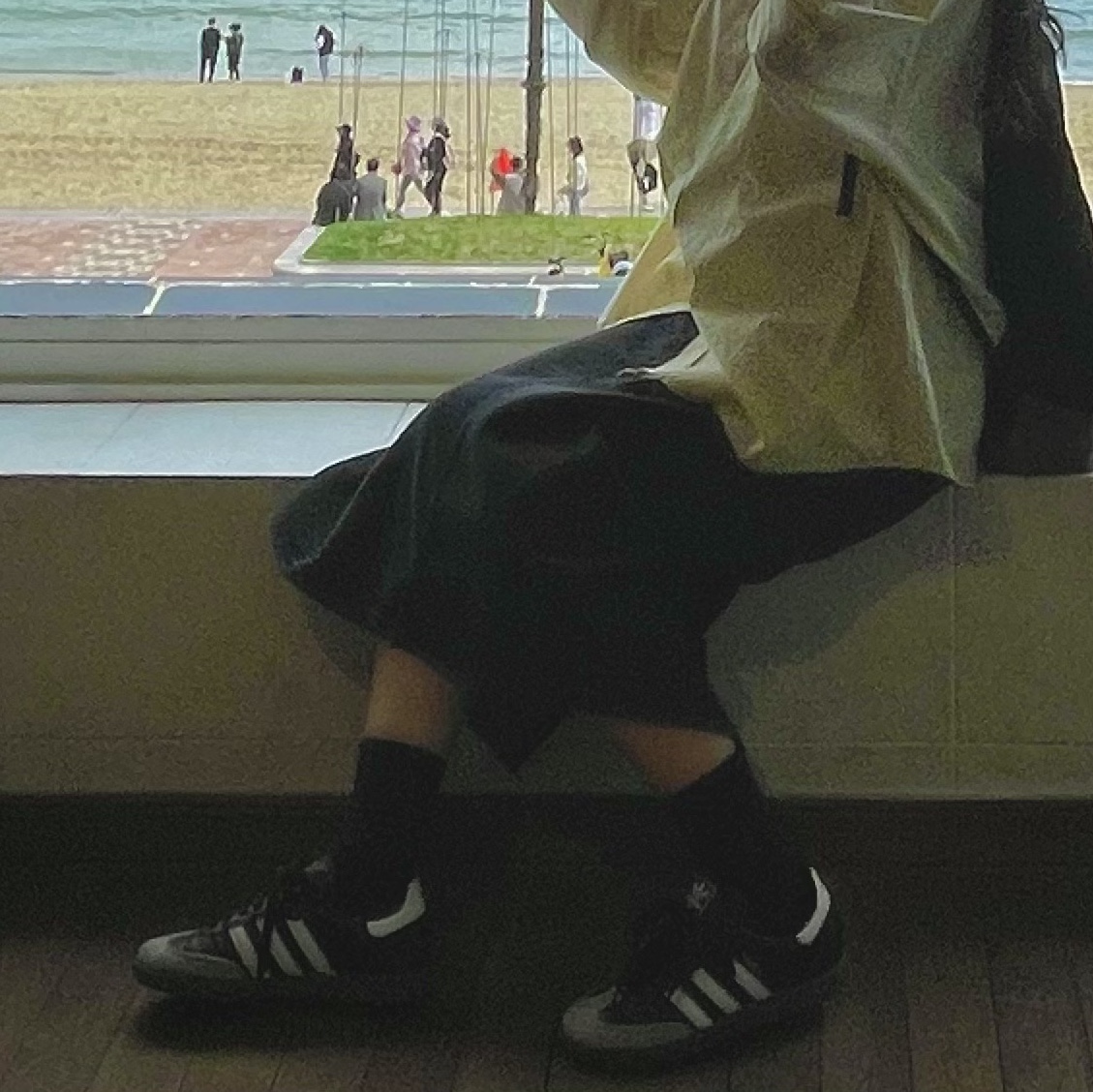Adidas Samba Vegan Black White 착용 스타일