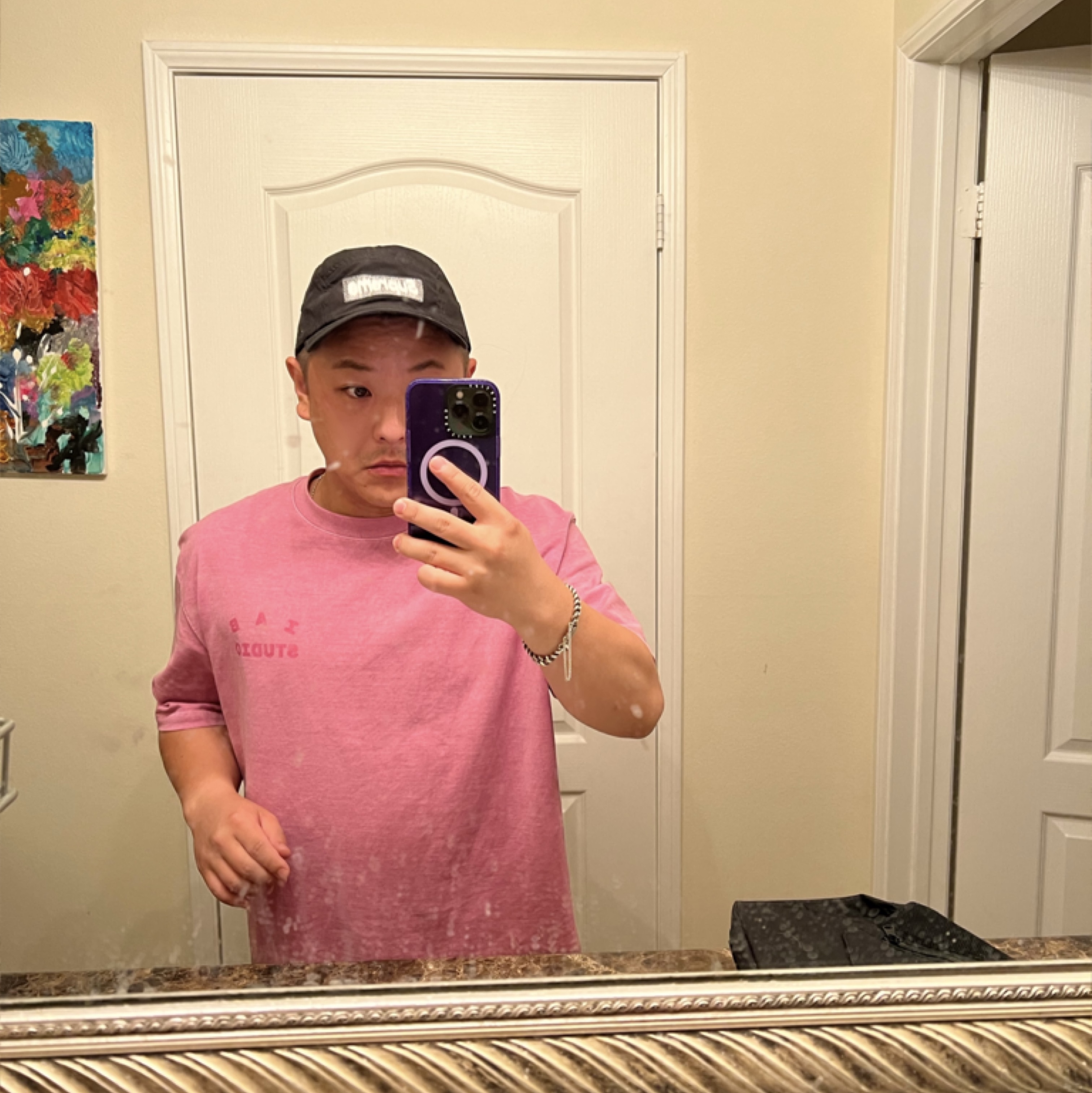 IAB Studio Pigment T-Shirt Magenta, Supreme Reversed Label Camp Cap Black - 21SS 착용 스타일