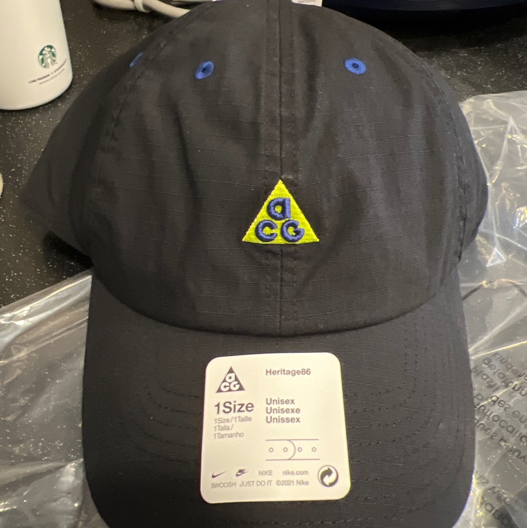 Nike ACG Heritage 86 Cap Black 착용 스타일