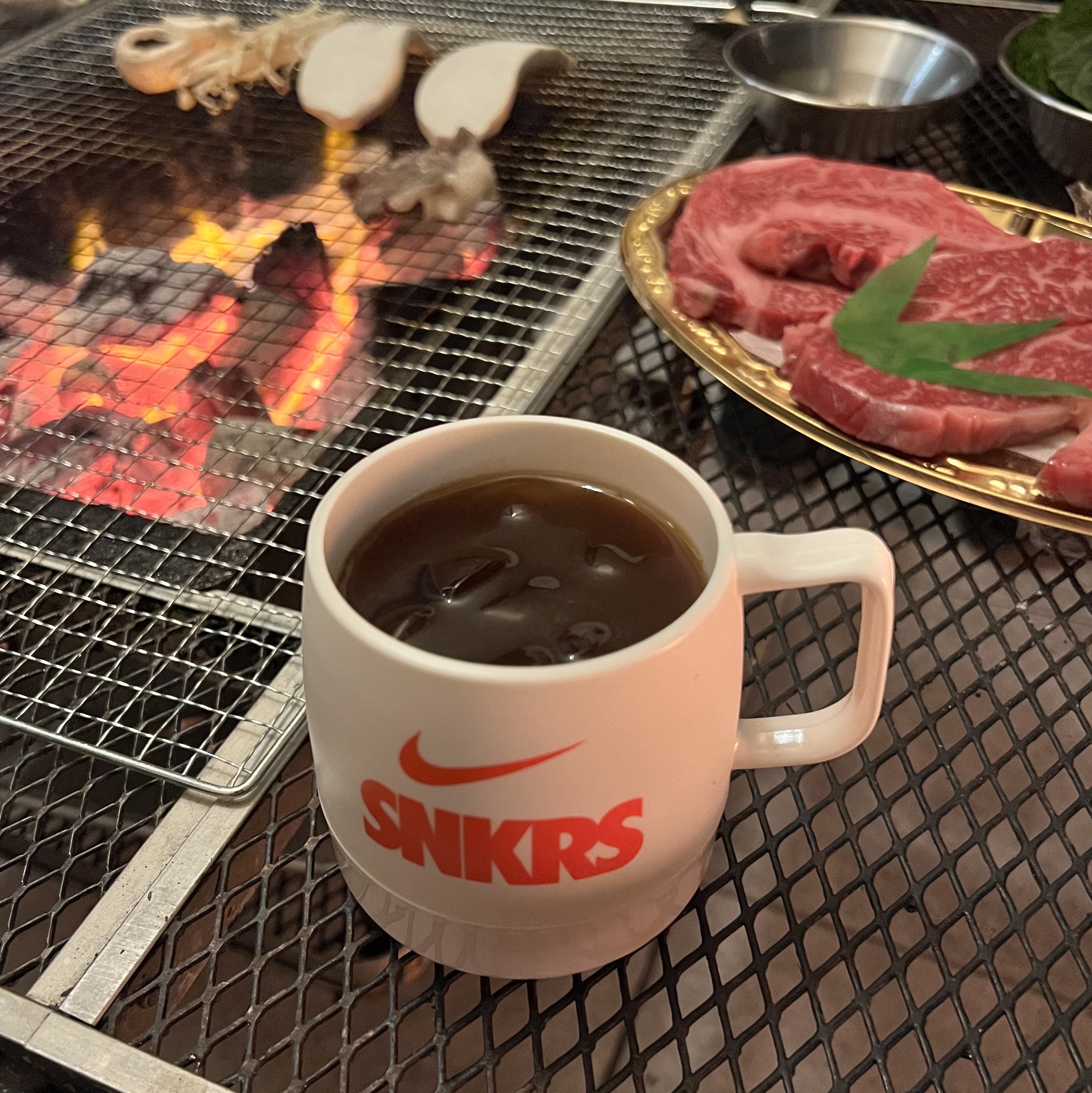 Helinox x Nike SNKRS 4th Anniversry Dinex Mug 착용 스타일