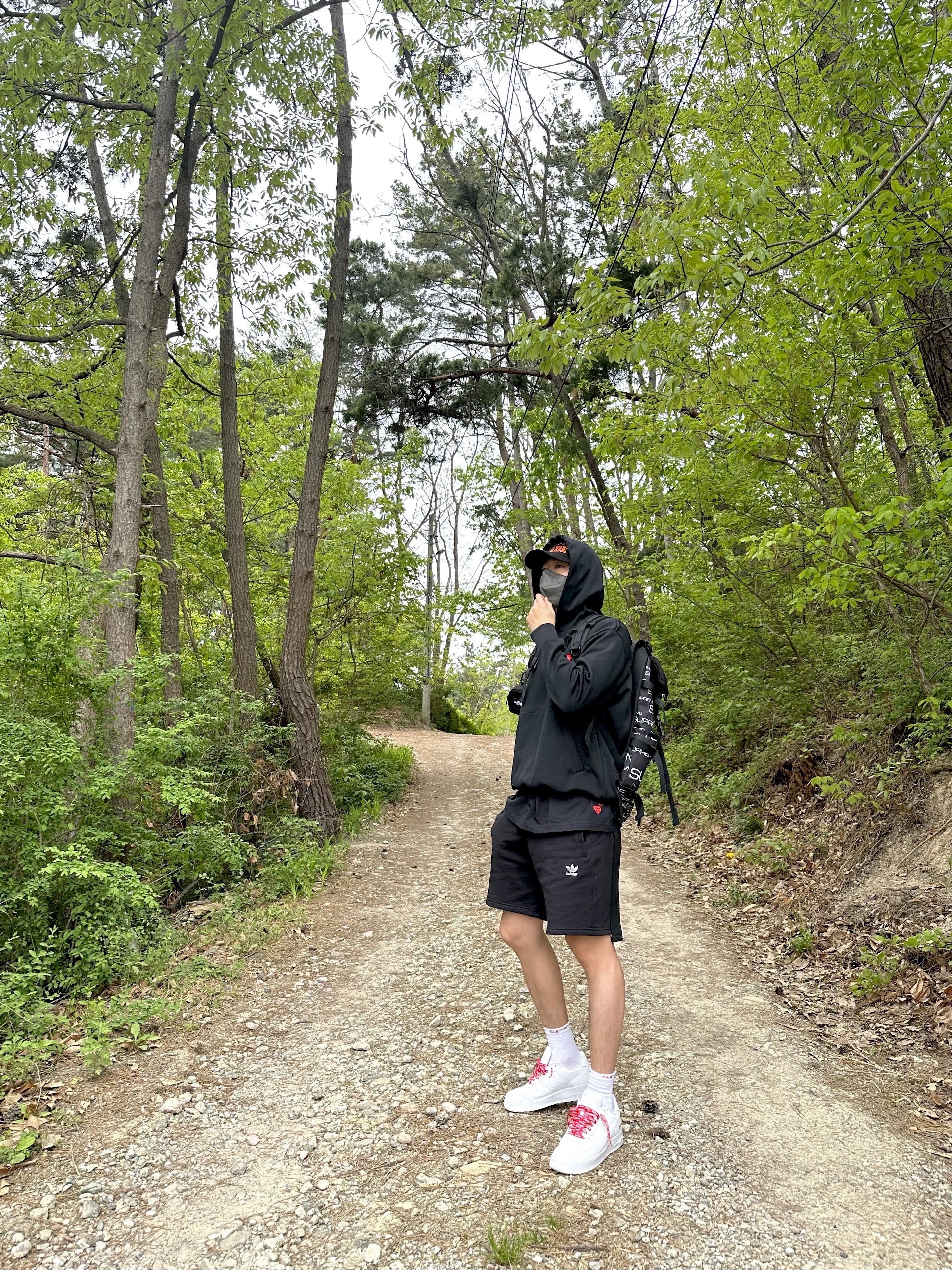 Human Made 6-Panel Twill Cap #2 Black, Play Comme des Garcons Hooded Sweatshirt Black 착용 스타일 - 3