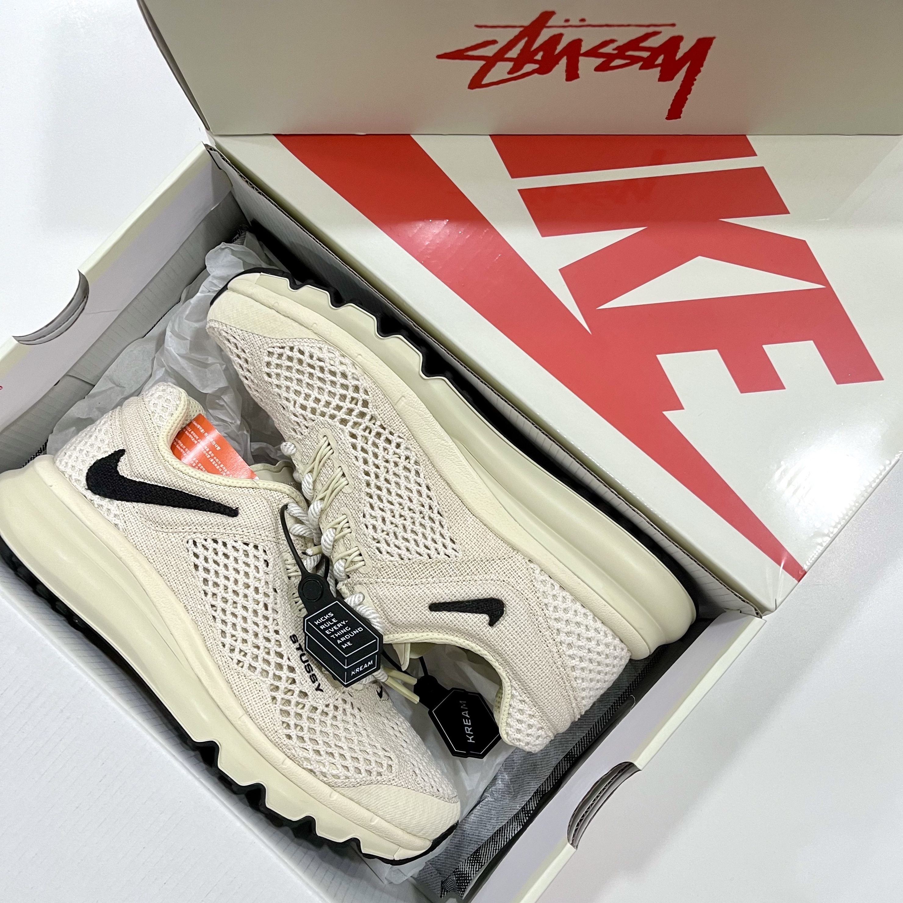 Nike x Stussy Air Max 2013 Fossil, Nike x Stussy Benassi Slide Black 착용 스타일