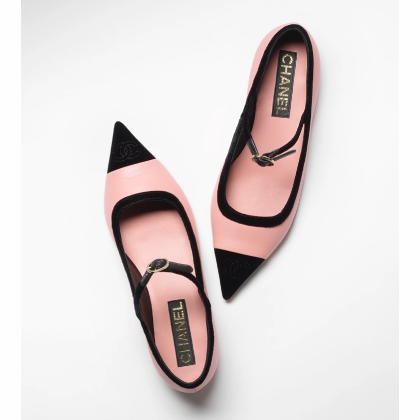 (W) Chanel Mary Jane Lambskin Velvet & Pink Black 착용 스타일