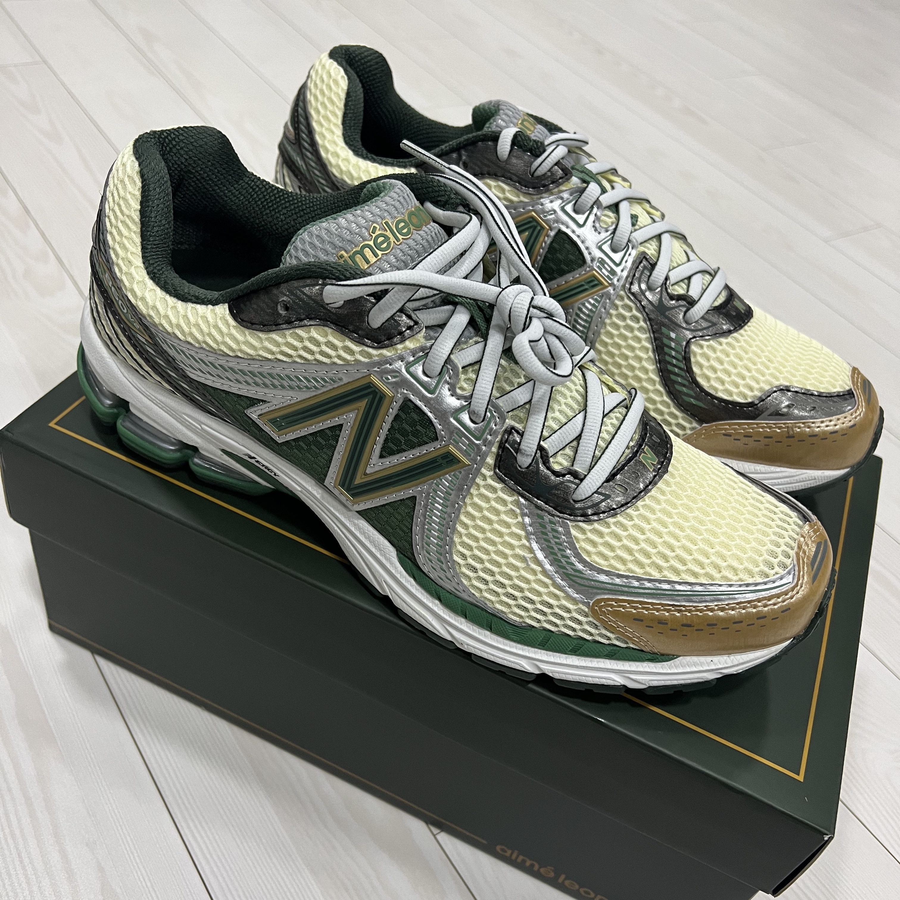 New Balance x Aime Leon Dore 860v2 Green 착용 스타일