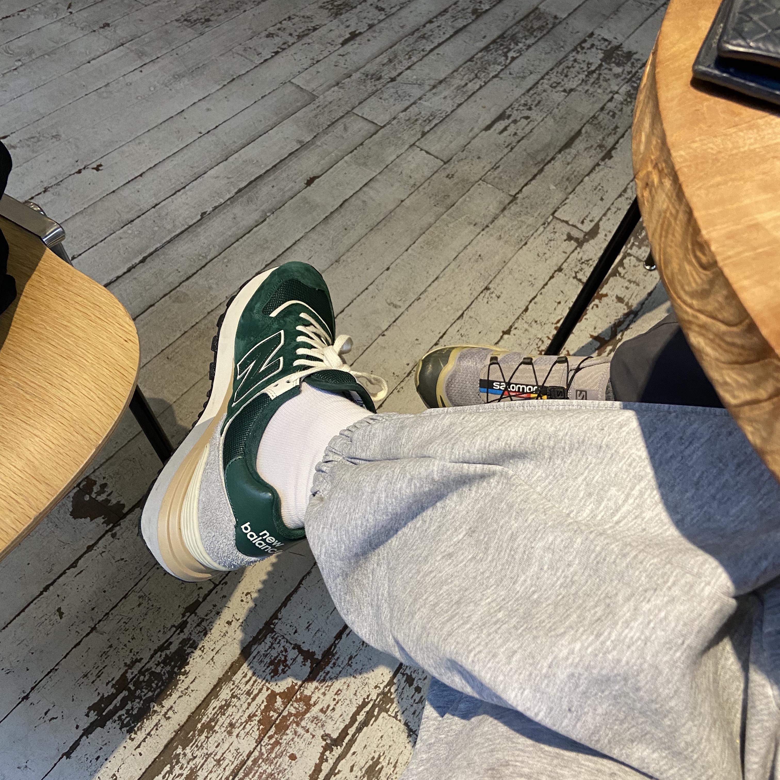 New Balance 574 Legacy Green 착용 스타일