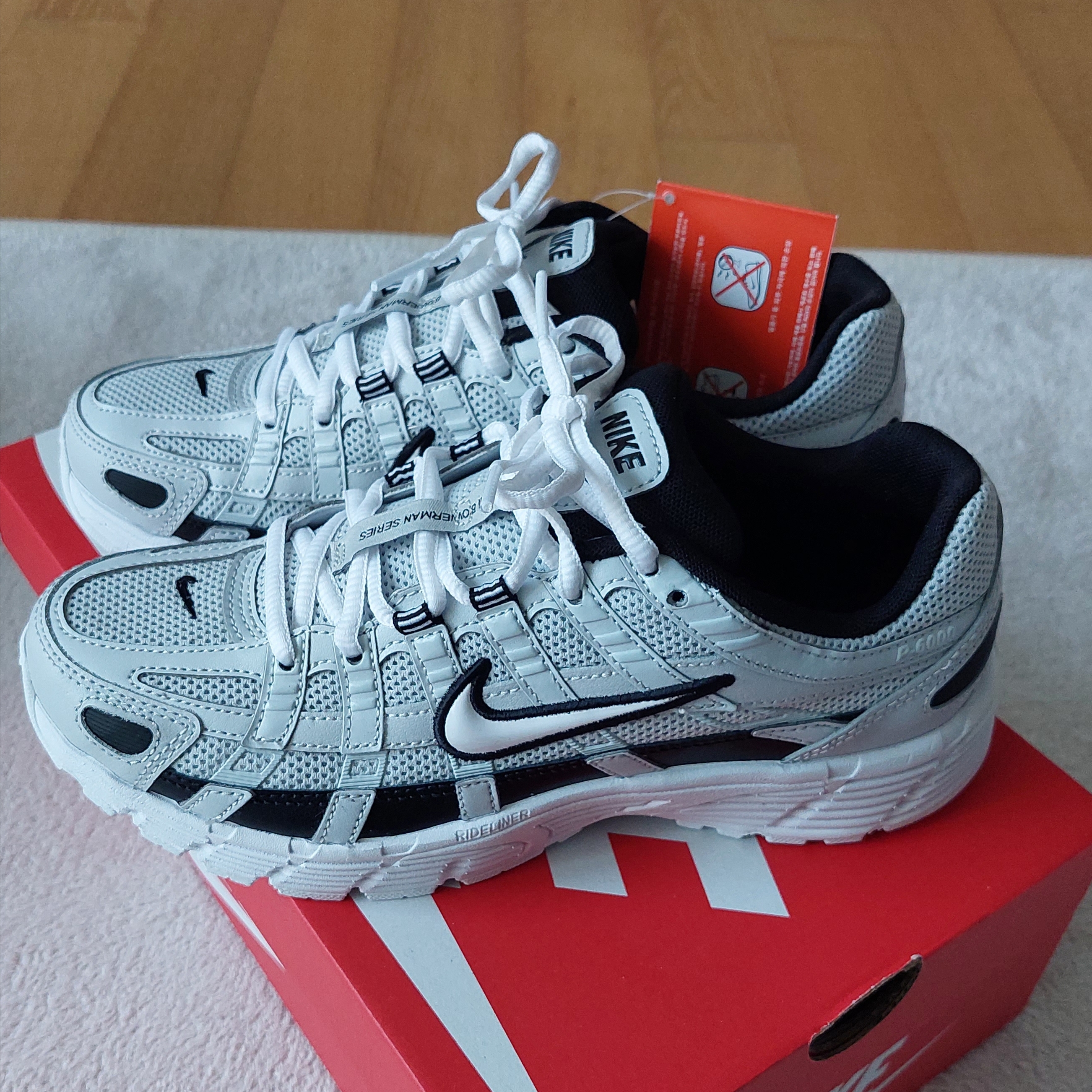 Nike P-6000 Pure Platinum 착용 스타일 - 2