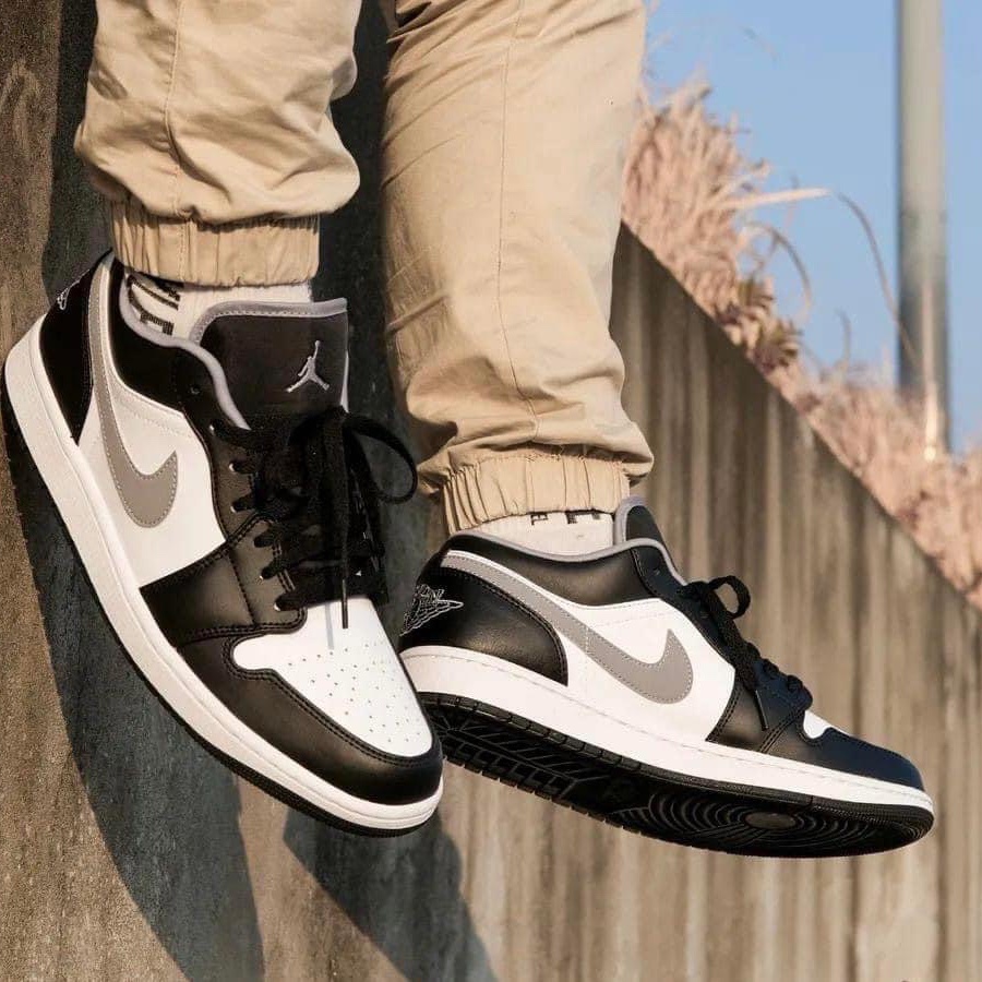 Jordan 1 Low Black Particle Grey 착용 스타일 - 2