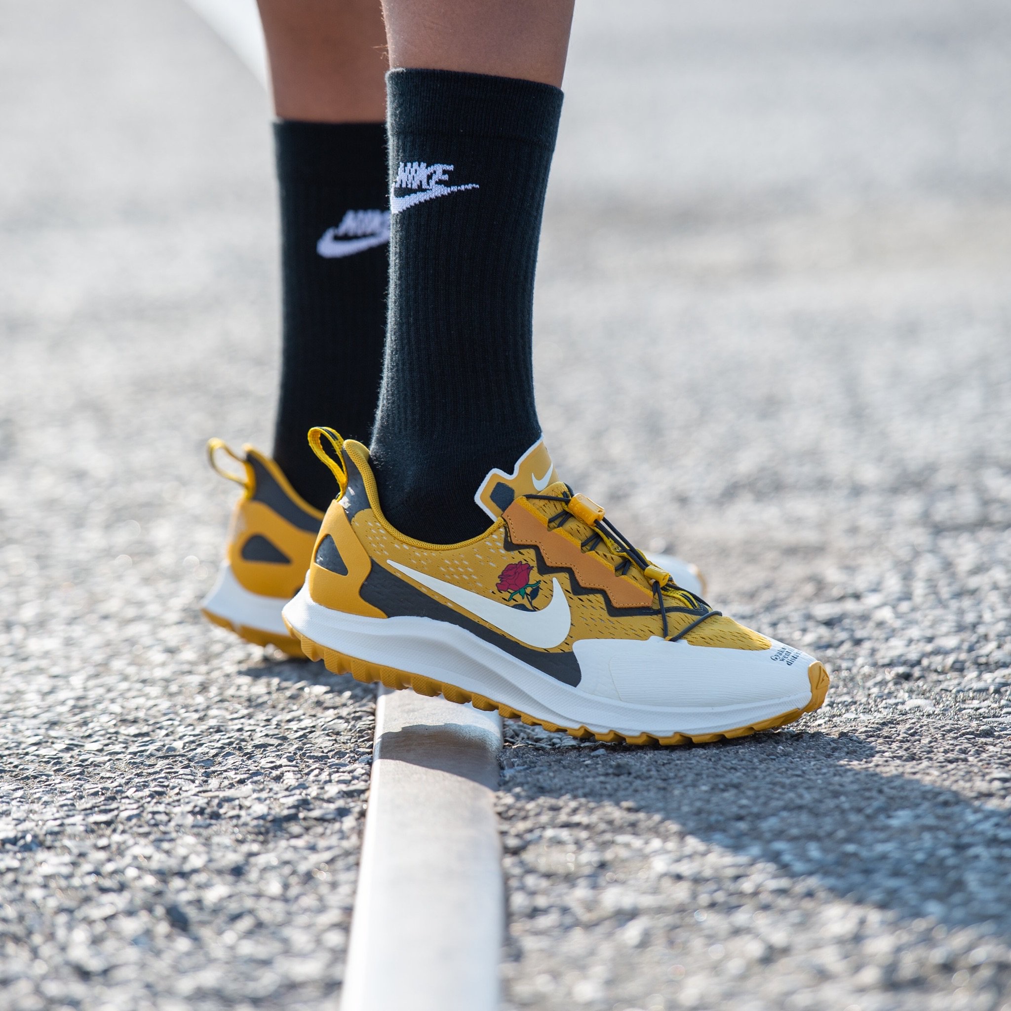 Nike x Undercover Gyakusou Air Zoom Pegasus 36 Trail Yellow 착용 스타일