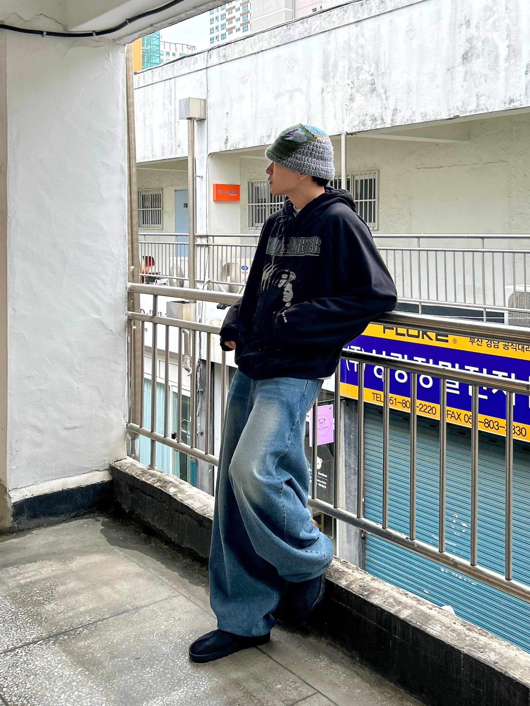 Project G/R Mind Slaughter Vintage Washeed Hoodie Black 착용 스타일 - 3