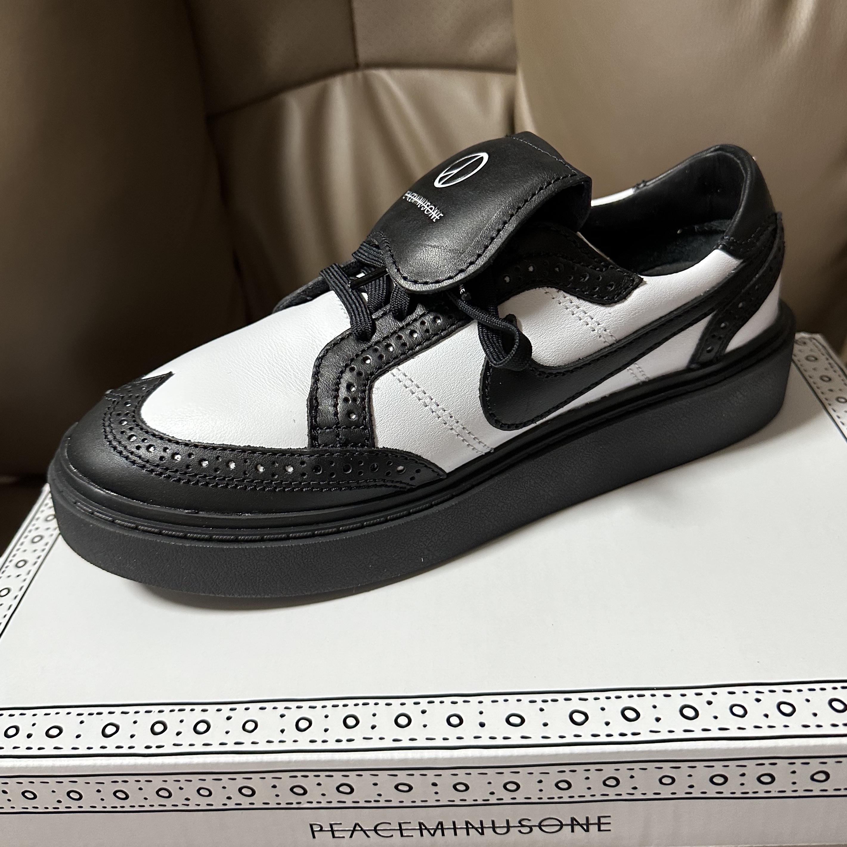 Nike x Peaceminusone Kwondo1 Black and White 착용 스타일 - 1