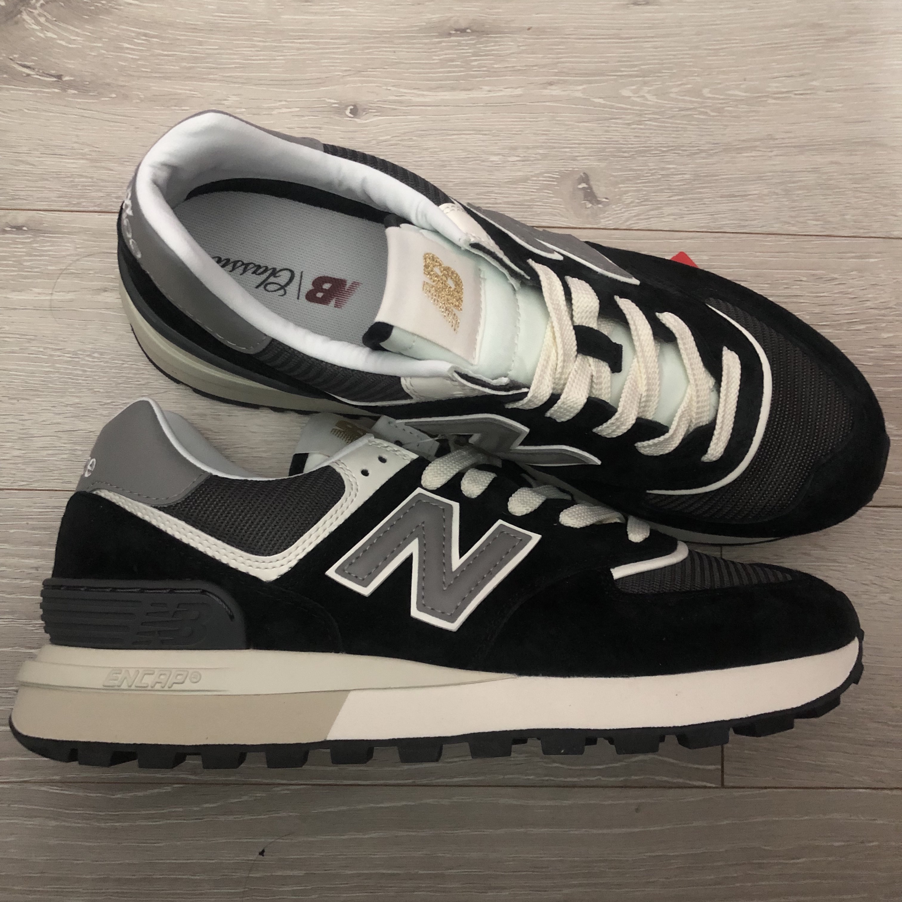 New Balance 574 Legacy Black 착용 스타일
