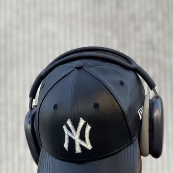 Apple AirPods Max Lightning Space Gray (Korean Ver.) 착용 스타일