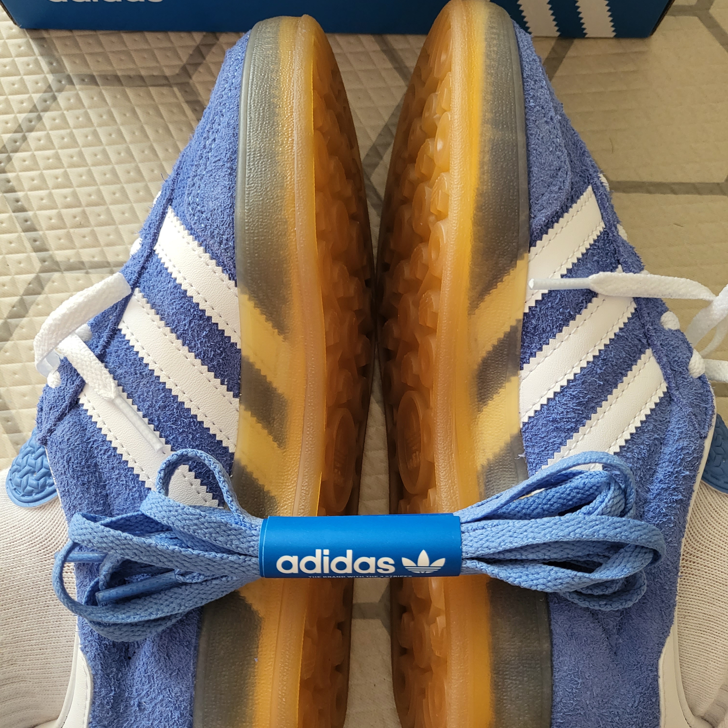 (W) Adidas Gazelle Indoor Blue Fusion Cloud White 착용 스타일 - 1