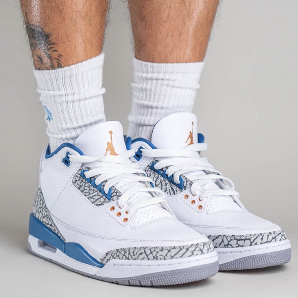 Jordan 3 Retro True Blue and Copper 착용 스타일 - 3