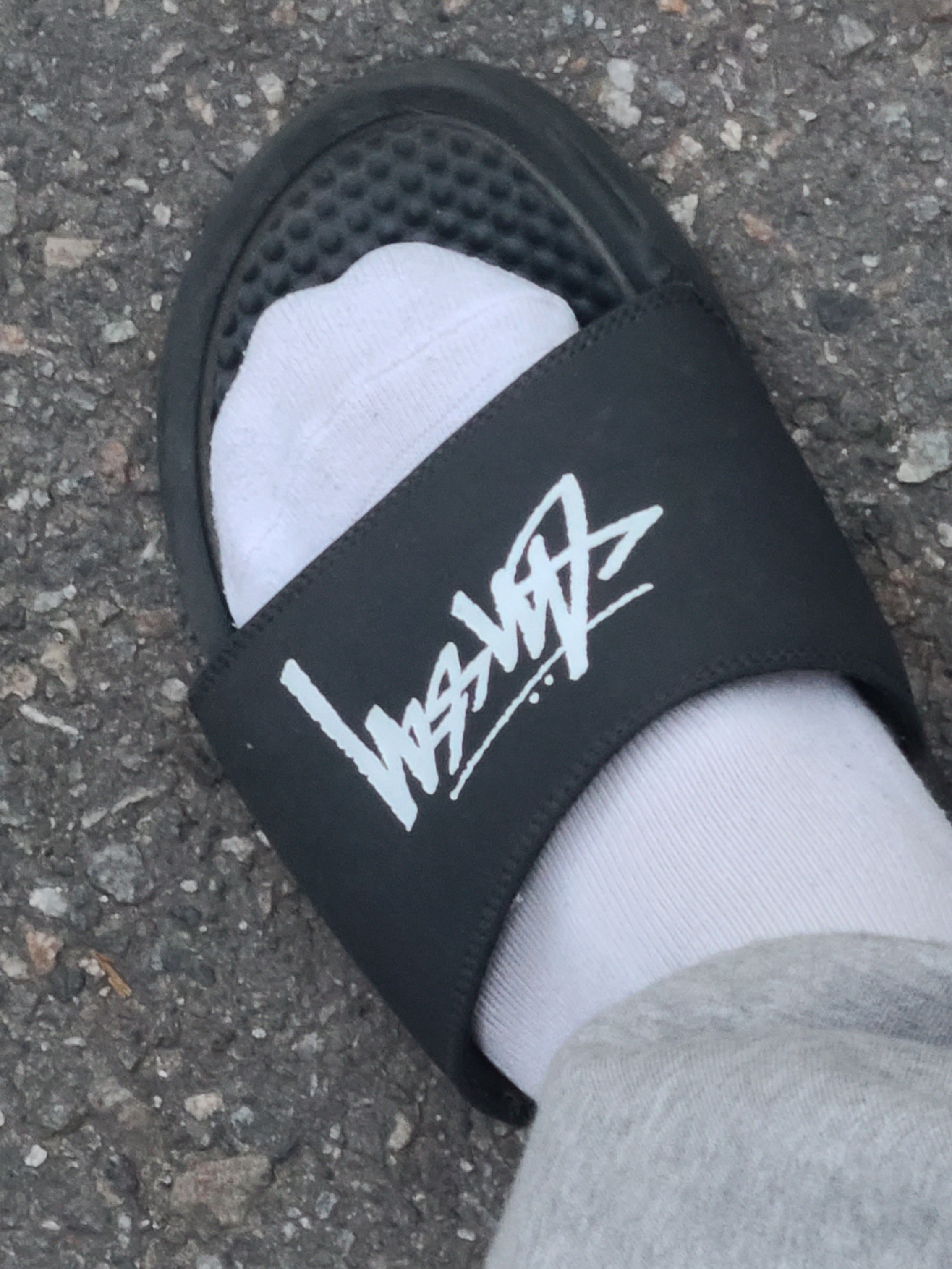 Nike x Stussy Benassi Slide Off Noir 착용 스타일