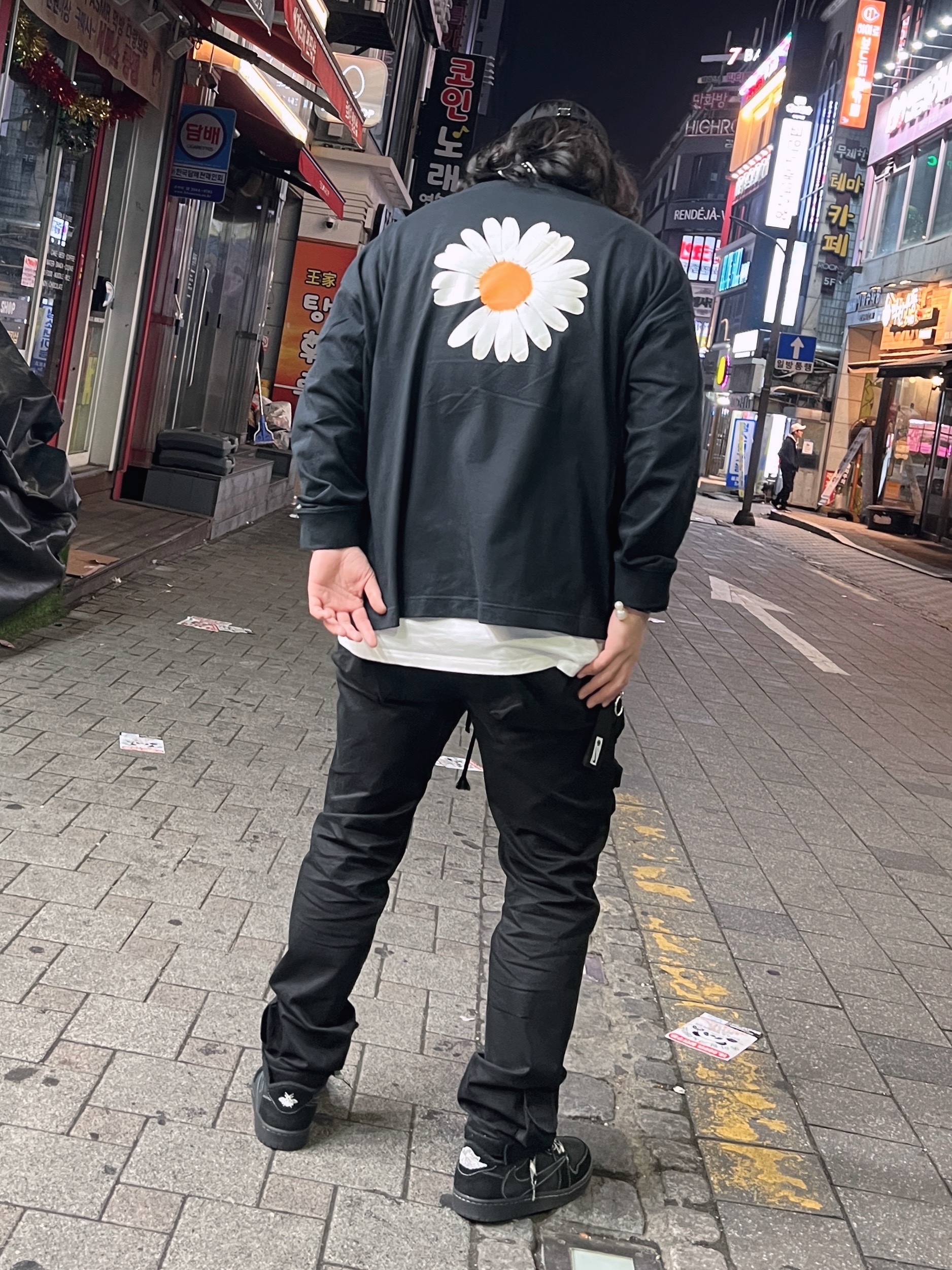 Nike x Peaceminusone LS T-Shirt Black (DR0098-010), Grailz Flight Pocket Pants Black 착용 스타일 - 3