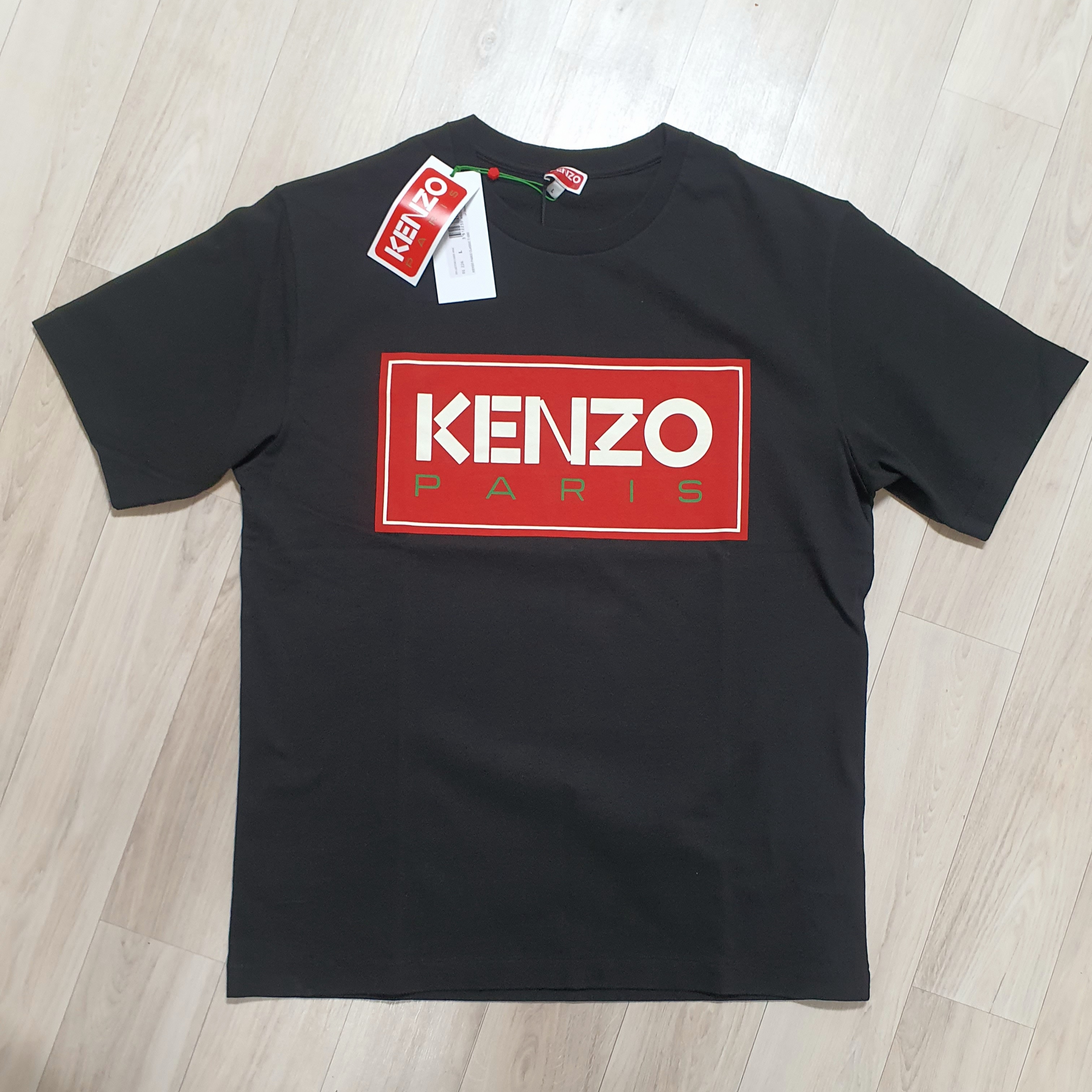 Kenzo Paris T-Shirt Black 착용 스타일