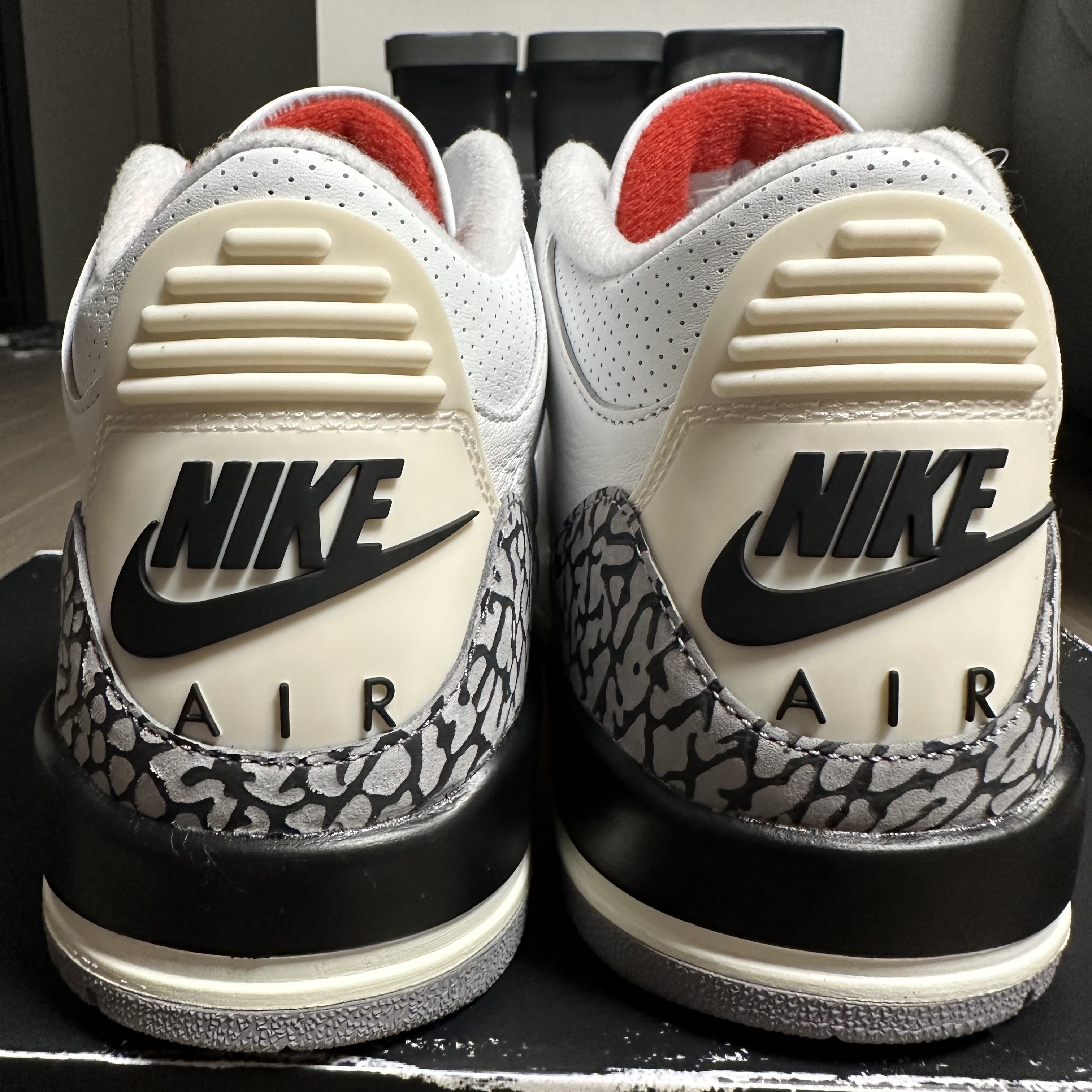 Jordan 3 Retro White Cement Reimagined 착용 스타일 - 4