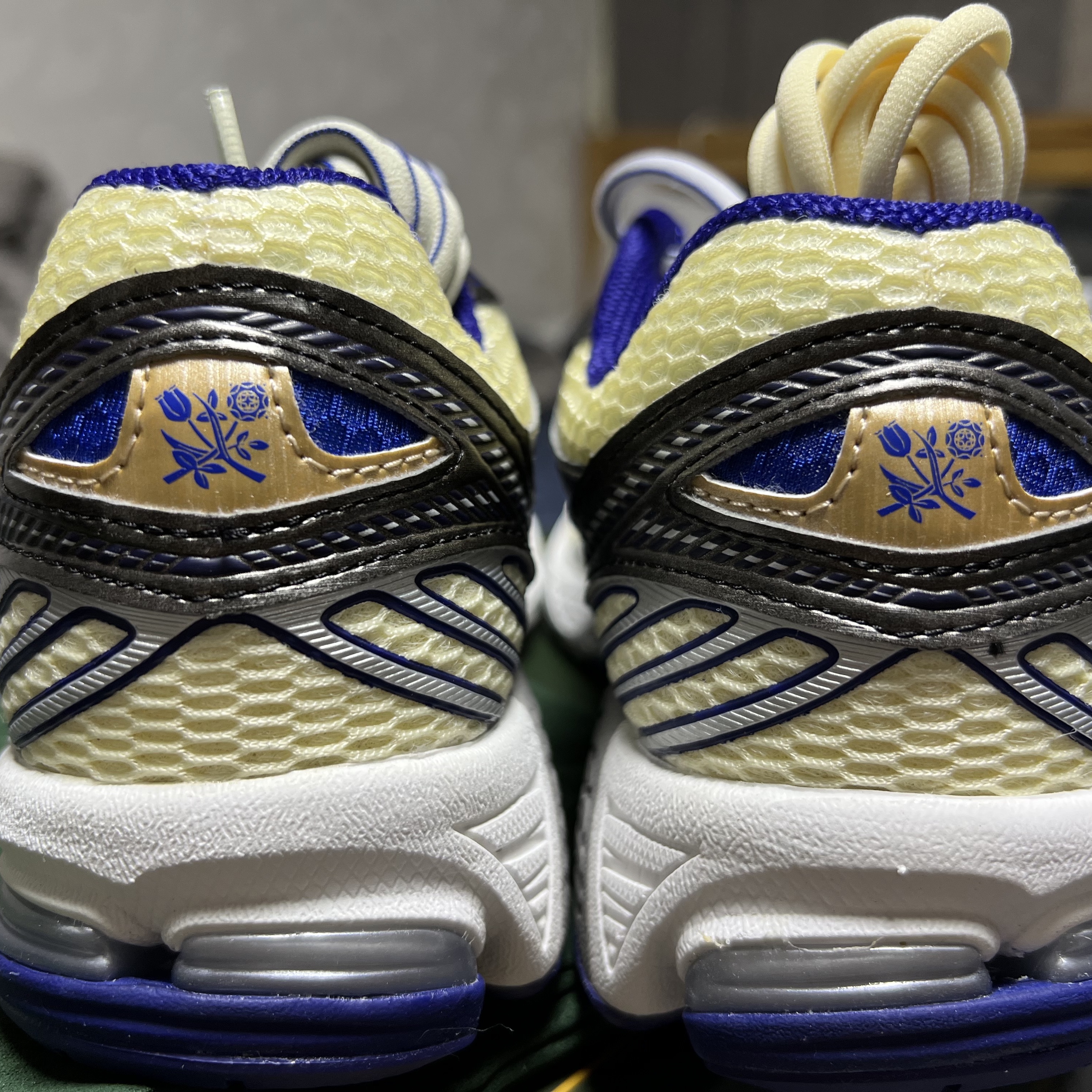 New Balance x Aime Leon Dore 860v2 Blue 착용 스타일 - 3