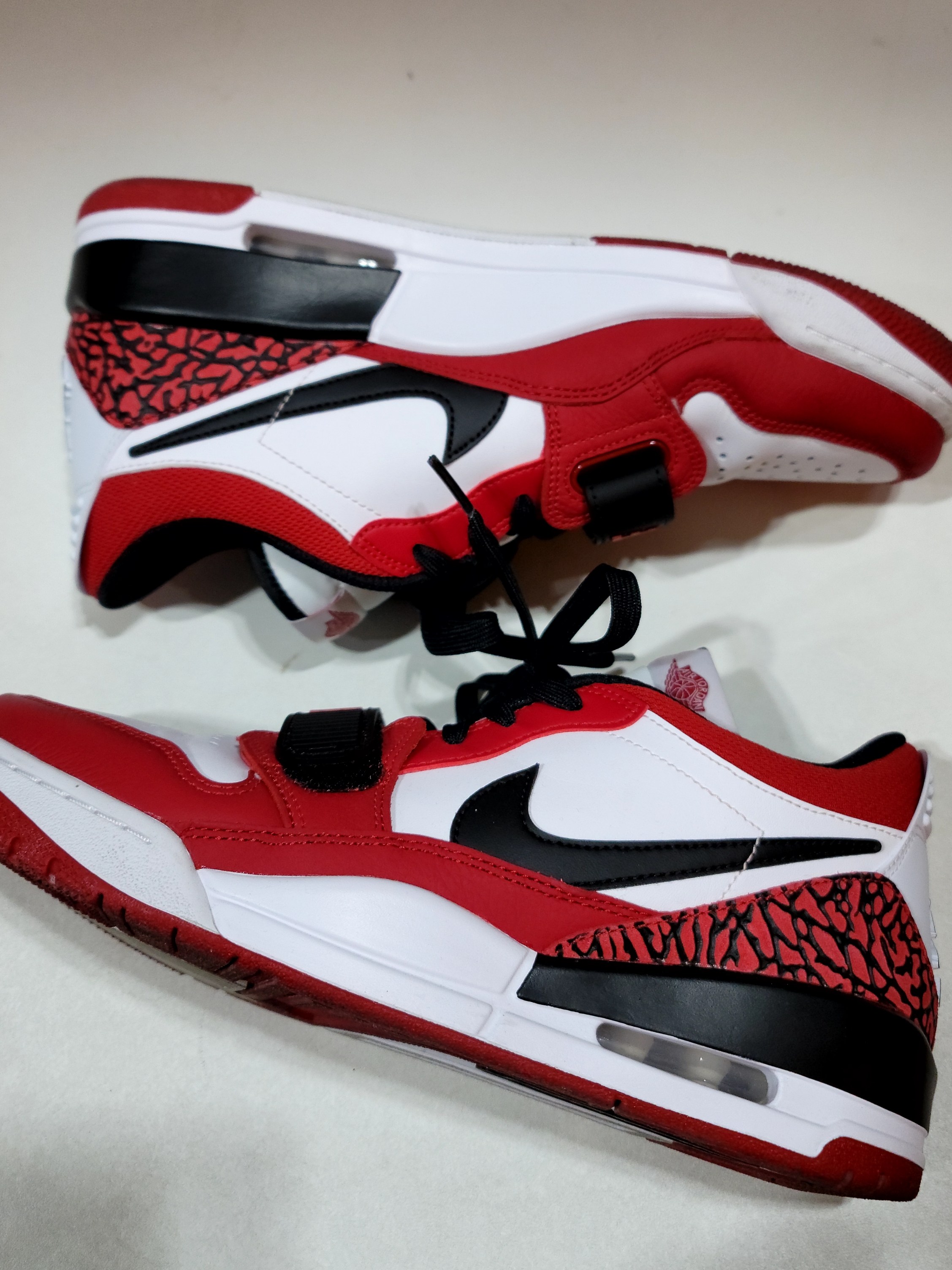 Jordan Legacy 312 Low Chicago 2022 착용 스타일 - 2