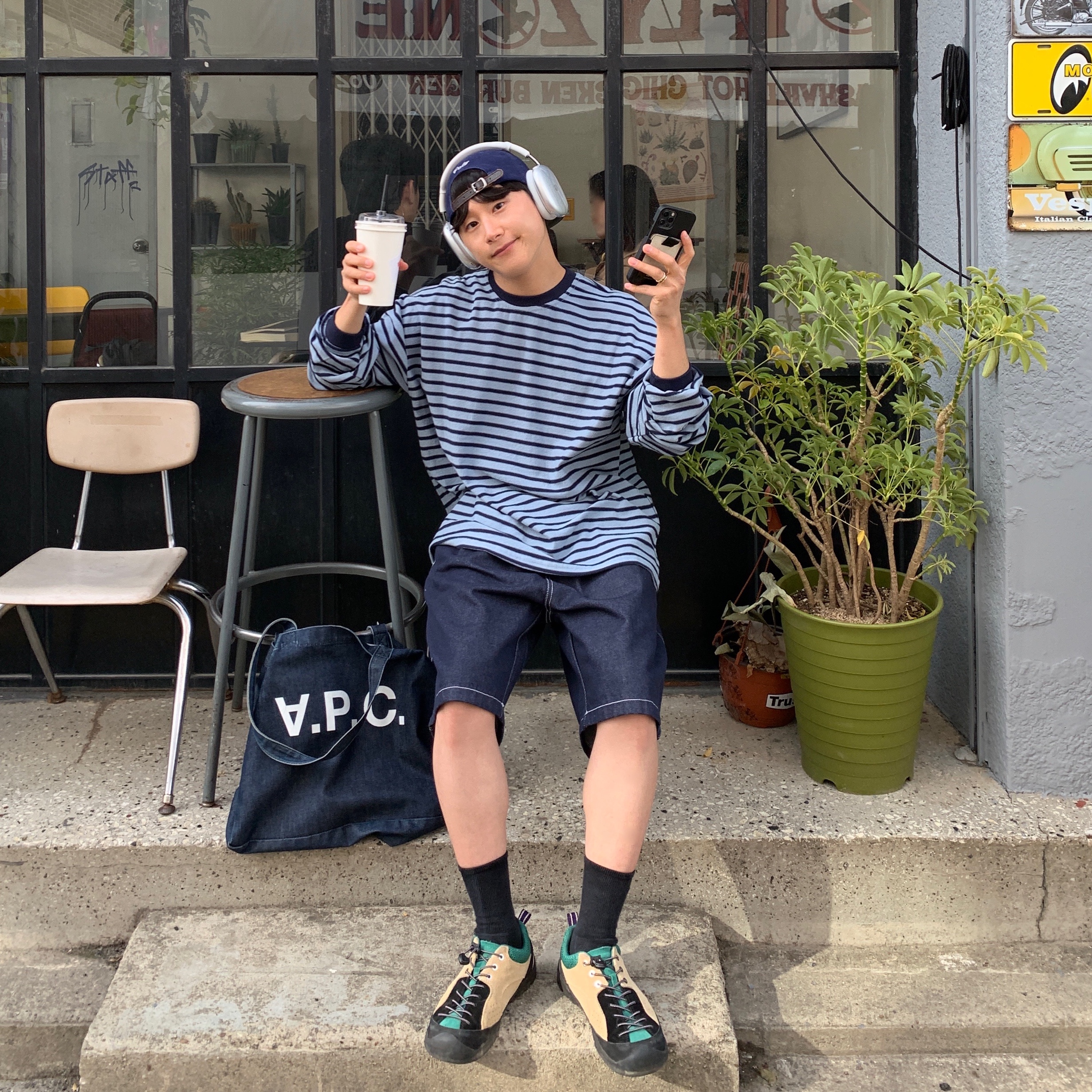 Apple AirPods Max Lightning Silver (Korean Ver.), Keen Jasper Rocks SP Sneakers Taos Taupe 착용 스타일 - 3