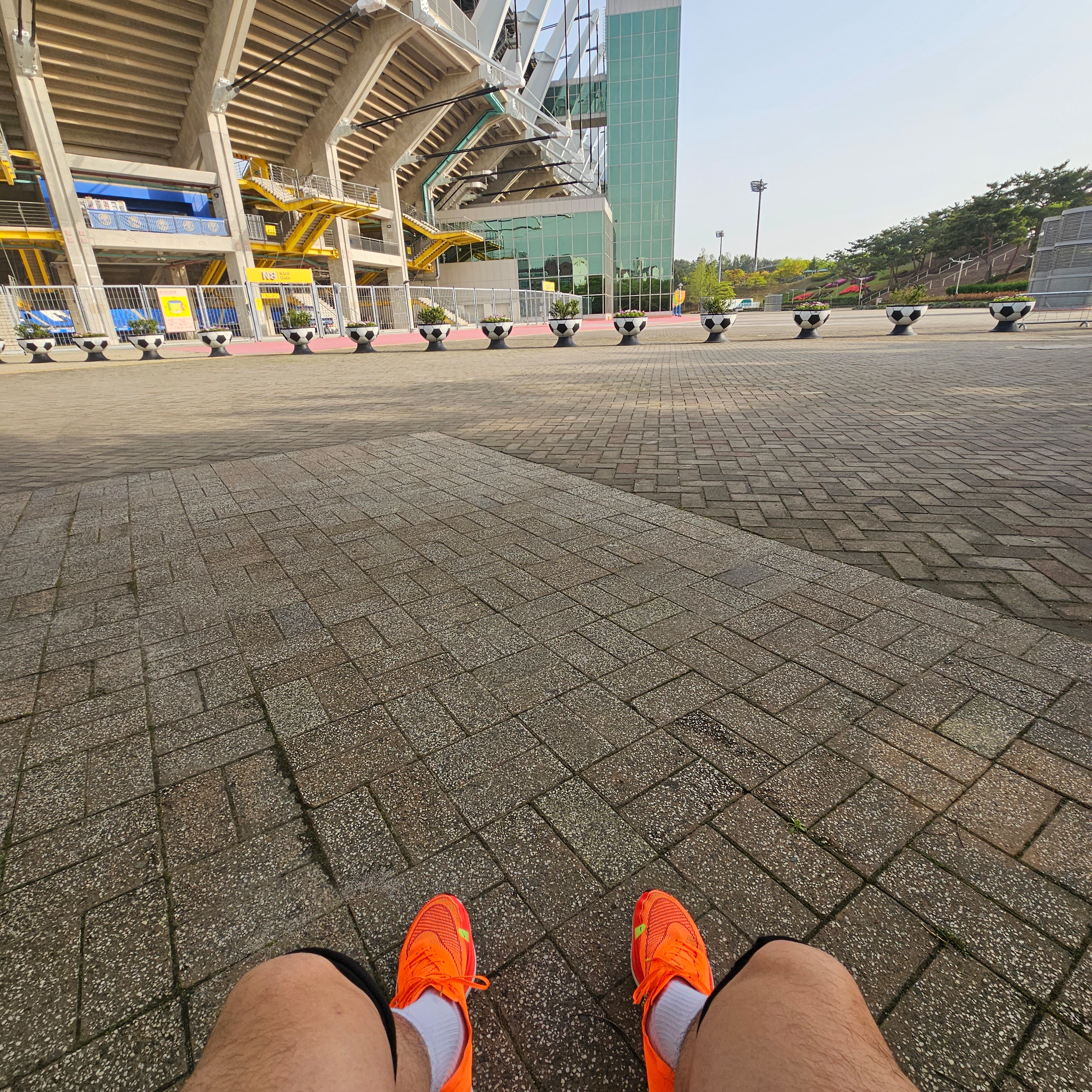 Nike ZoomX Vaporfly Next% 2 Total Orange 착용 스타일