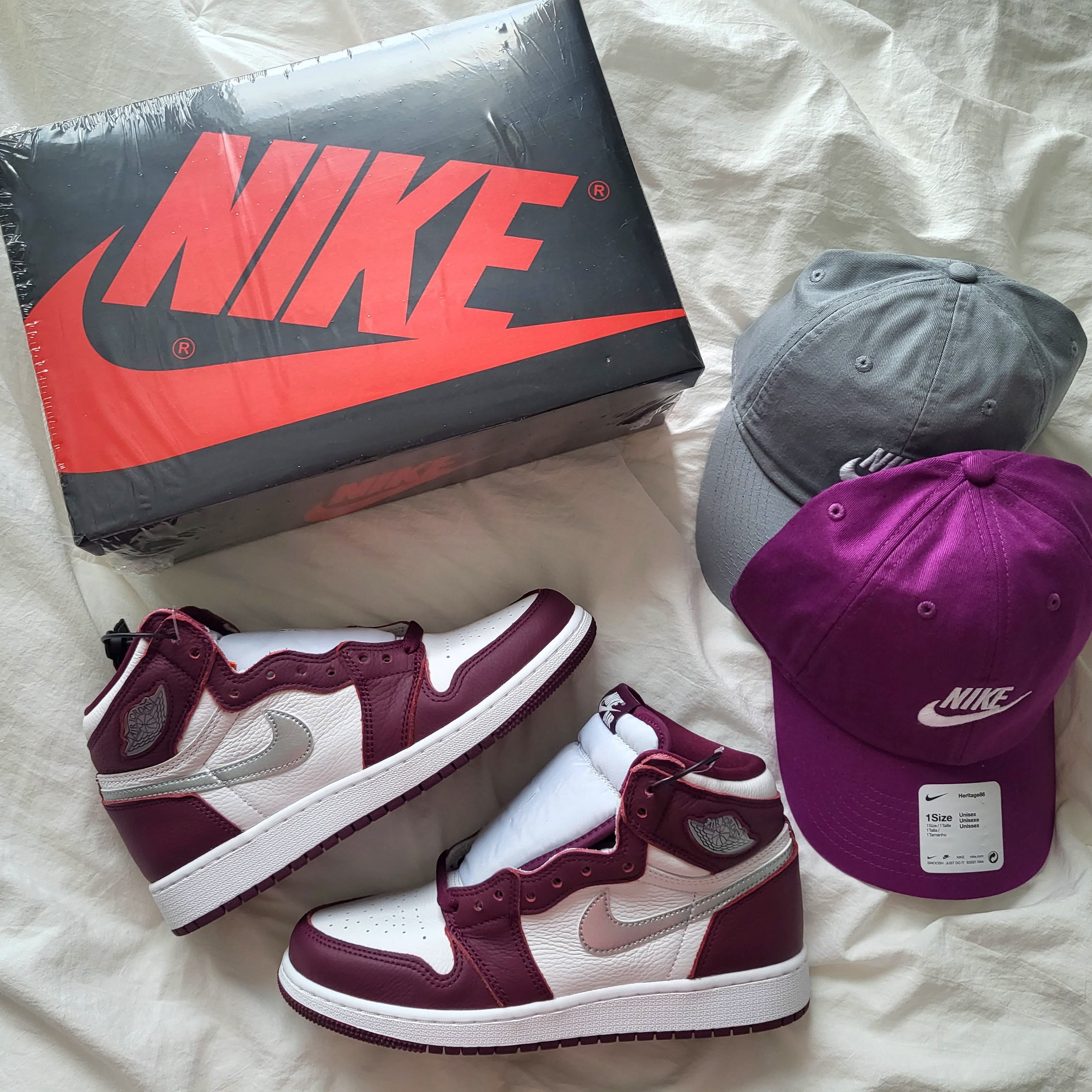 (GS) Jordan 1 Retro High OG Bordeaux 착용 스타일
