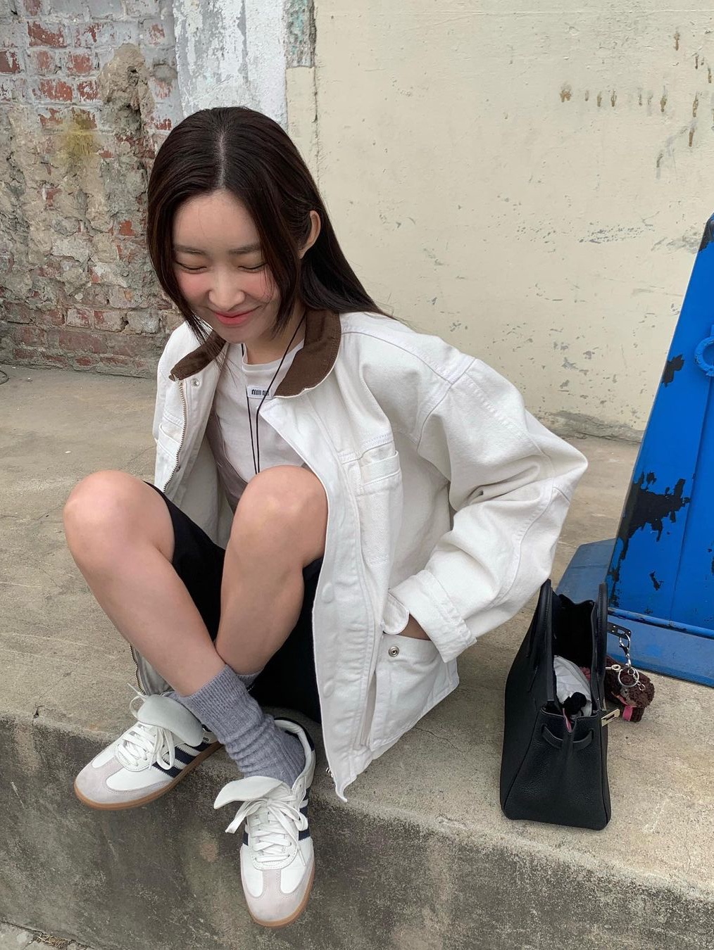 (W) Miu Miu Ponge Top Cloudy Grey 착용 스타일 - 2