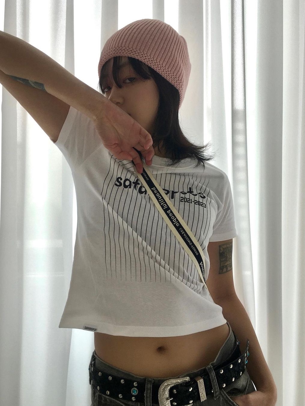 Safarispot Women 1/2 Safarispots Magazine Tee White 착용 스타일 - 2