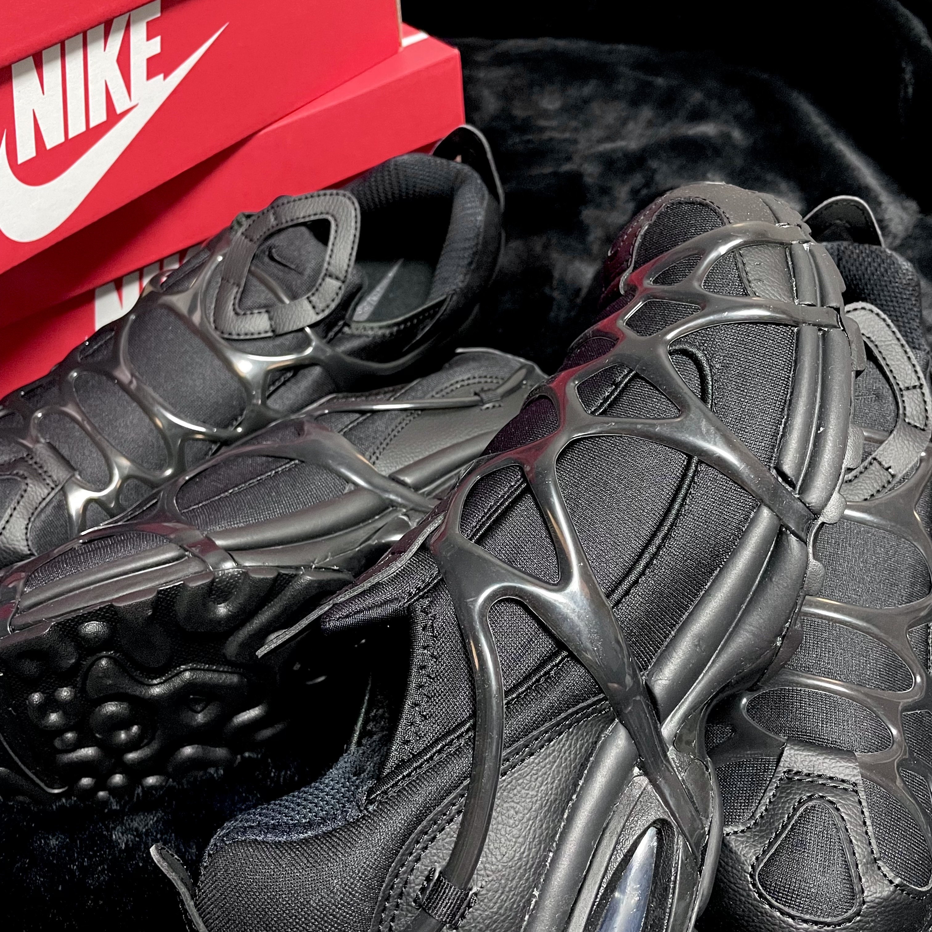Nike Air Kukini Triple Black 착용 스타일