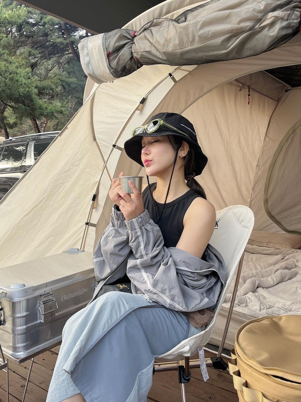 Art Of Field Flap Pocket Long Skirt Blue, Arc'teryx Mantis 2 Waistpack 24K Black 착용 스타일 - 2