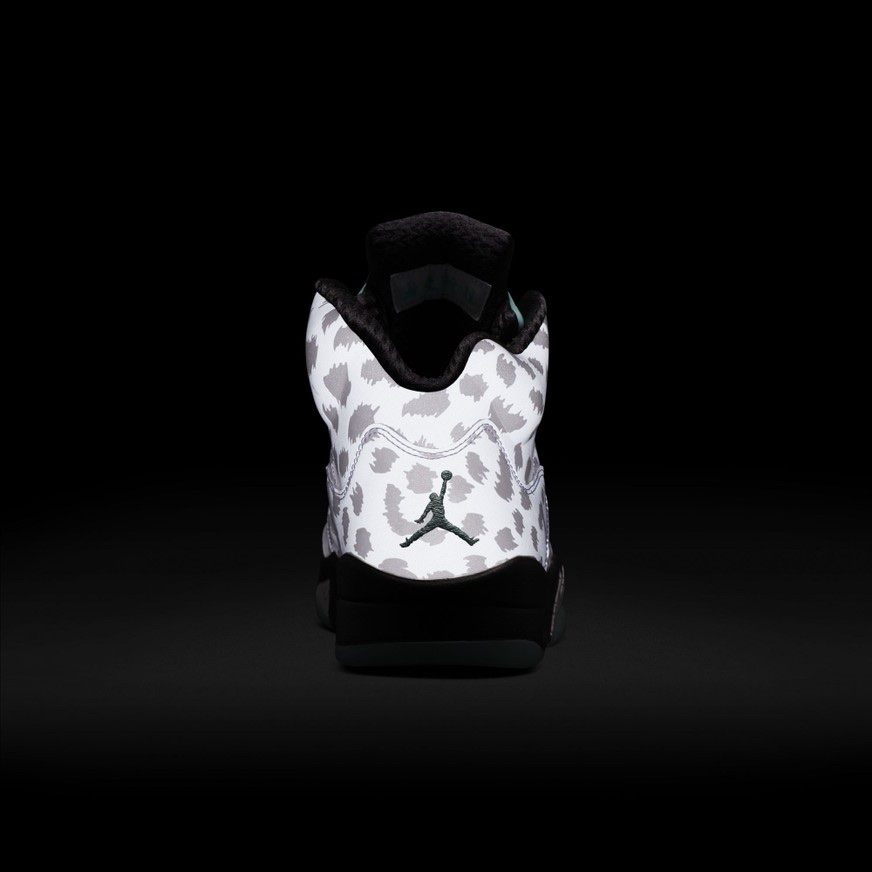 Jordan 5 Retro Island Green 착용 스타일 - 3