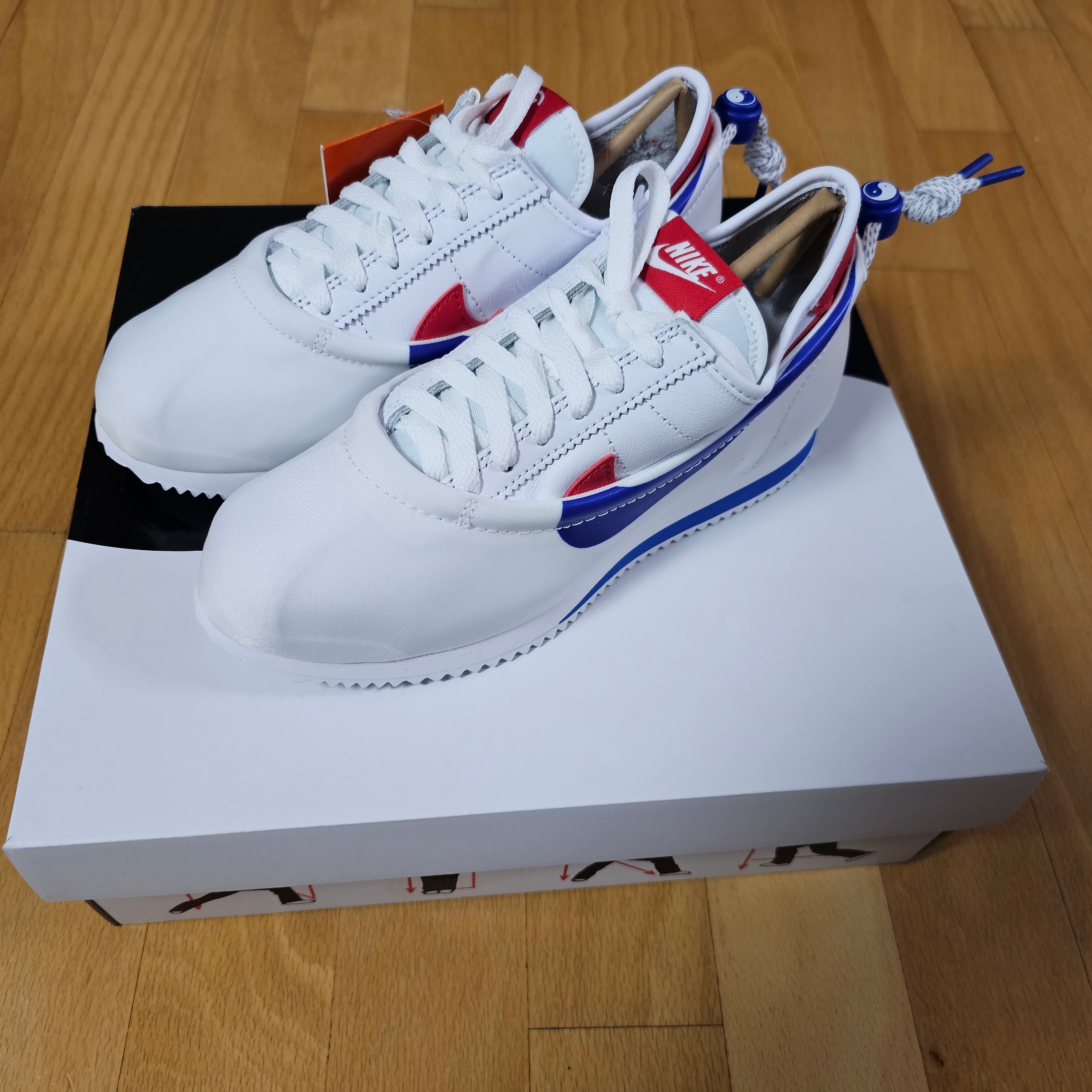 Nike x Clot Cortez SP White and Game Royal 착용 스타일 - 3