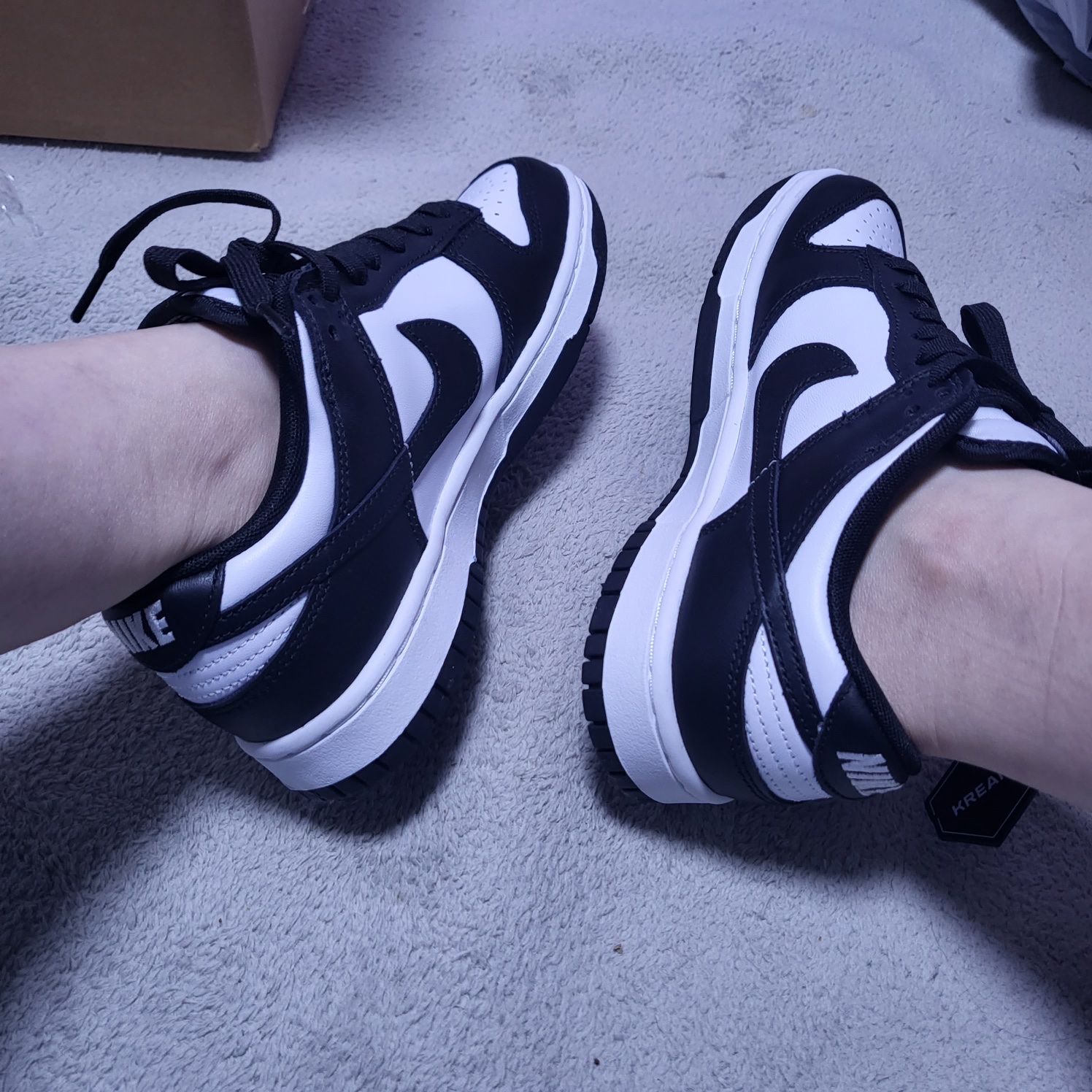 Nike Dunk Low Retro Black 착용 스타일