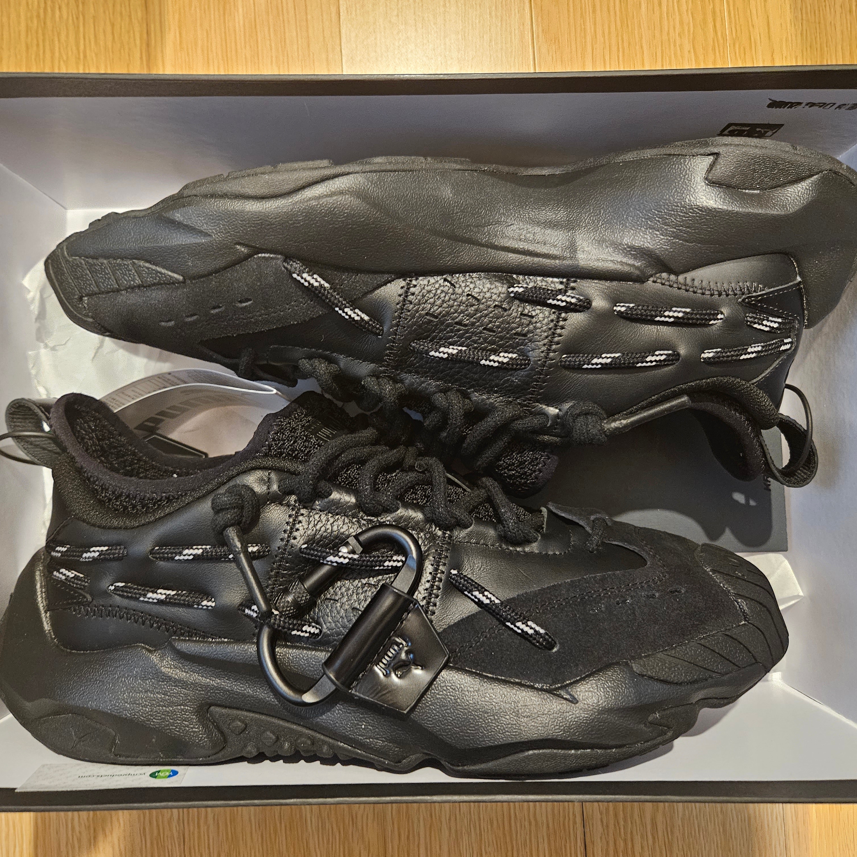 Puma x Juun.J Plexus Black 착용 스타일