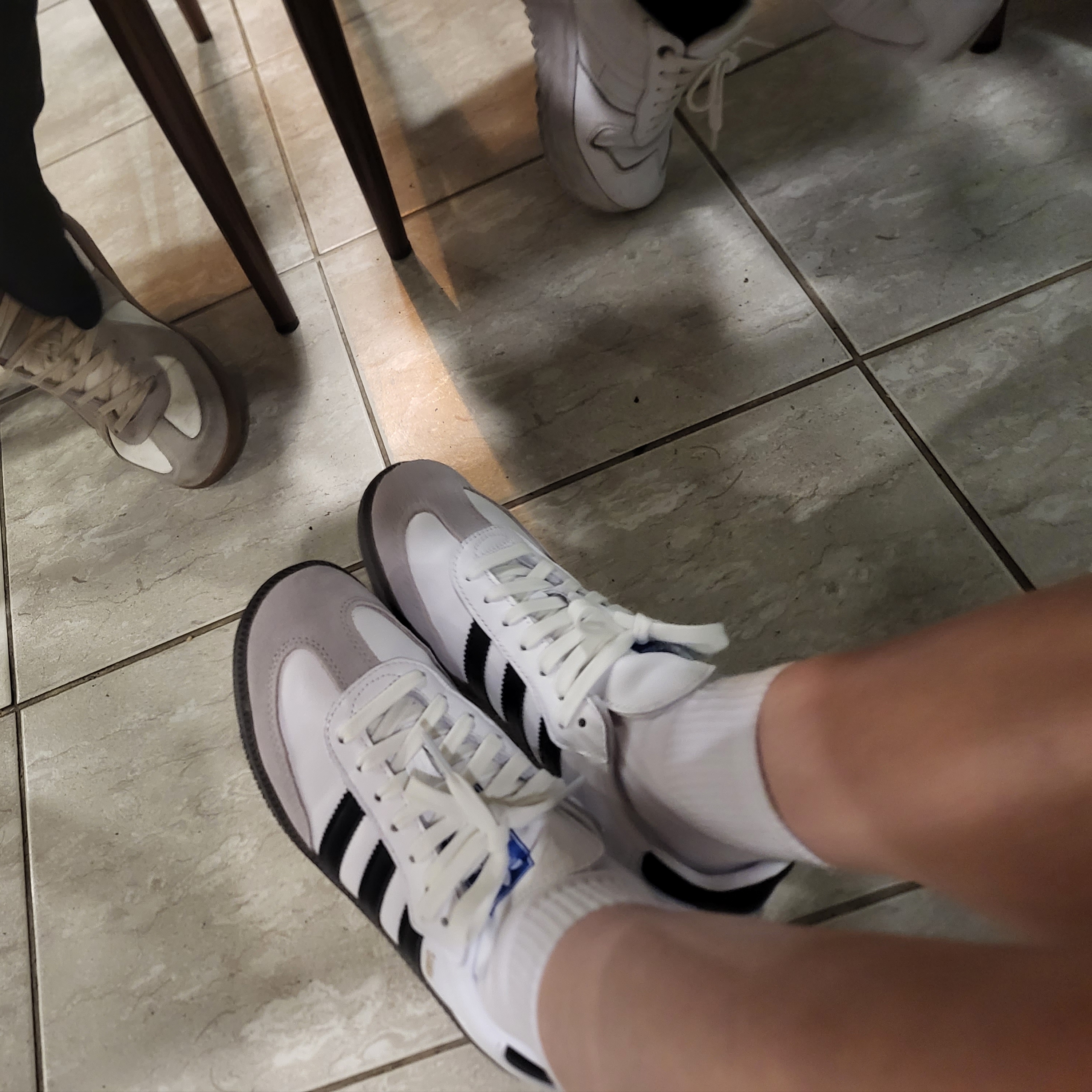 Adidas Samba OG Cloud White 착용 스타일