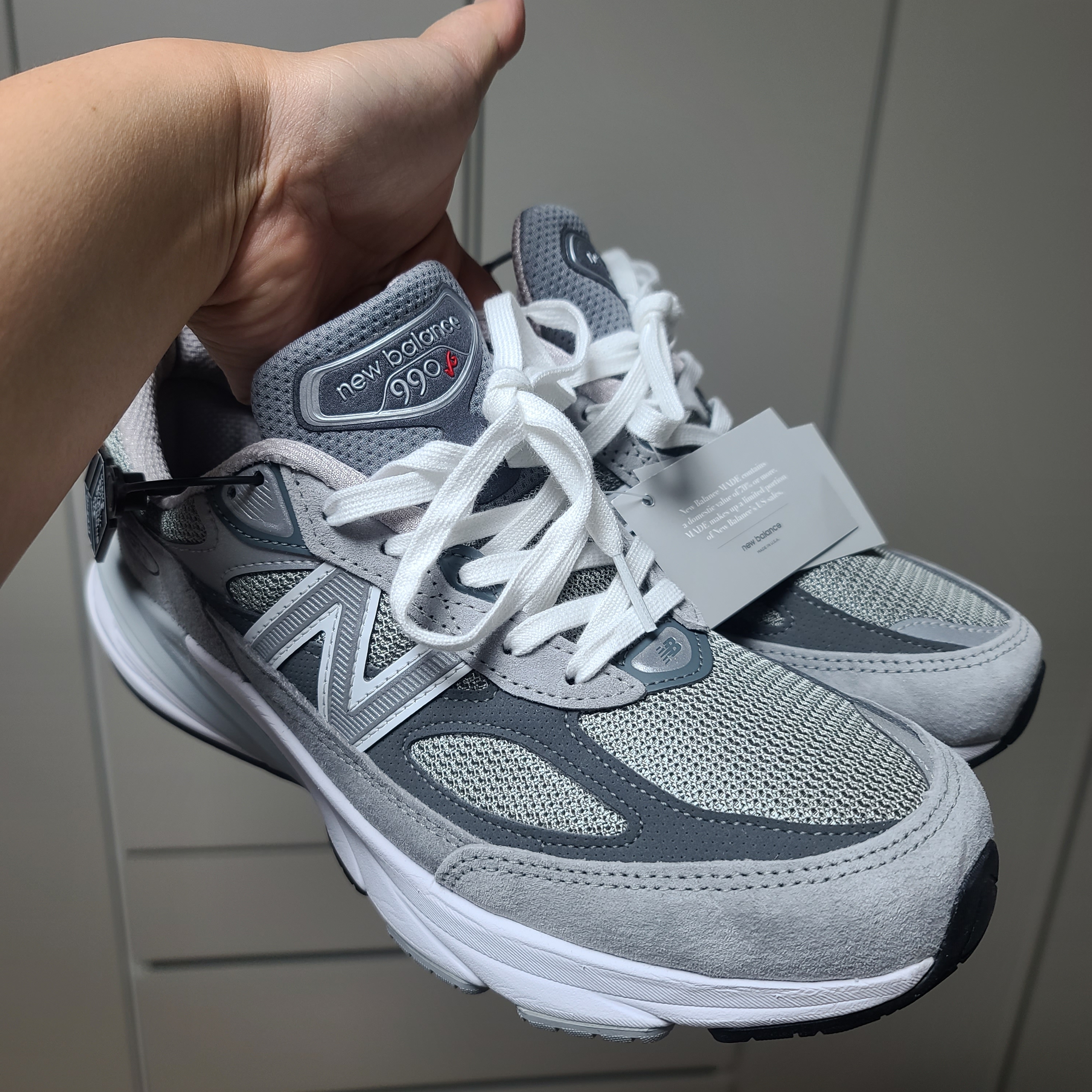 New Balance 990v6 Made in USA Grey - D Standard 착용 스타일 - 1