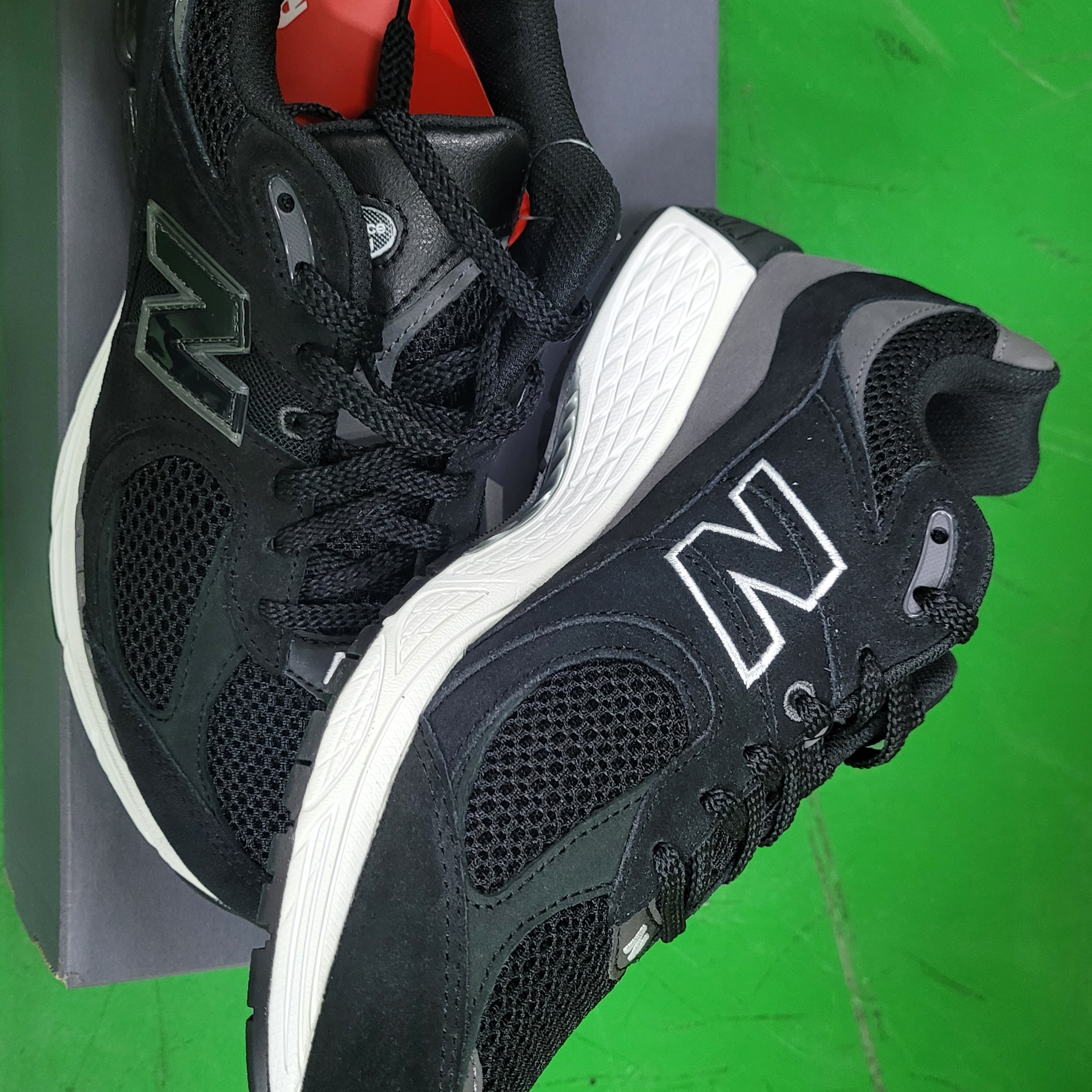 New Balance 2002R Black - JD Sports Exclusive 착용 스타일