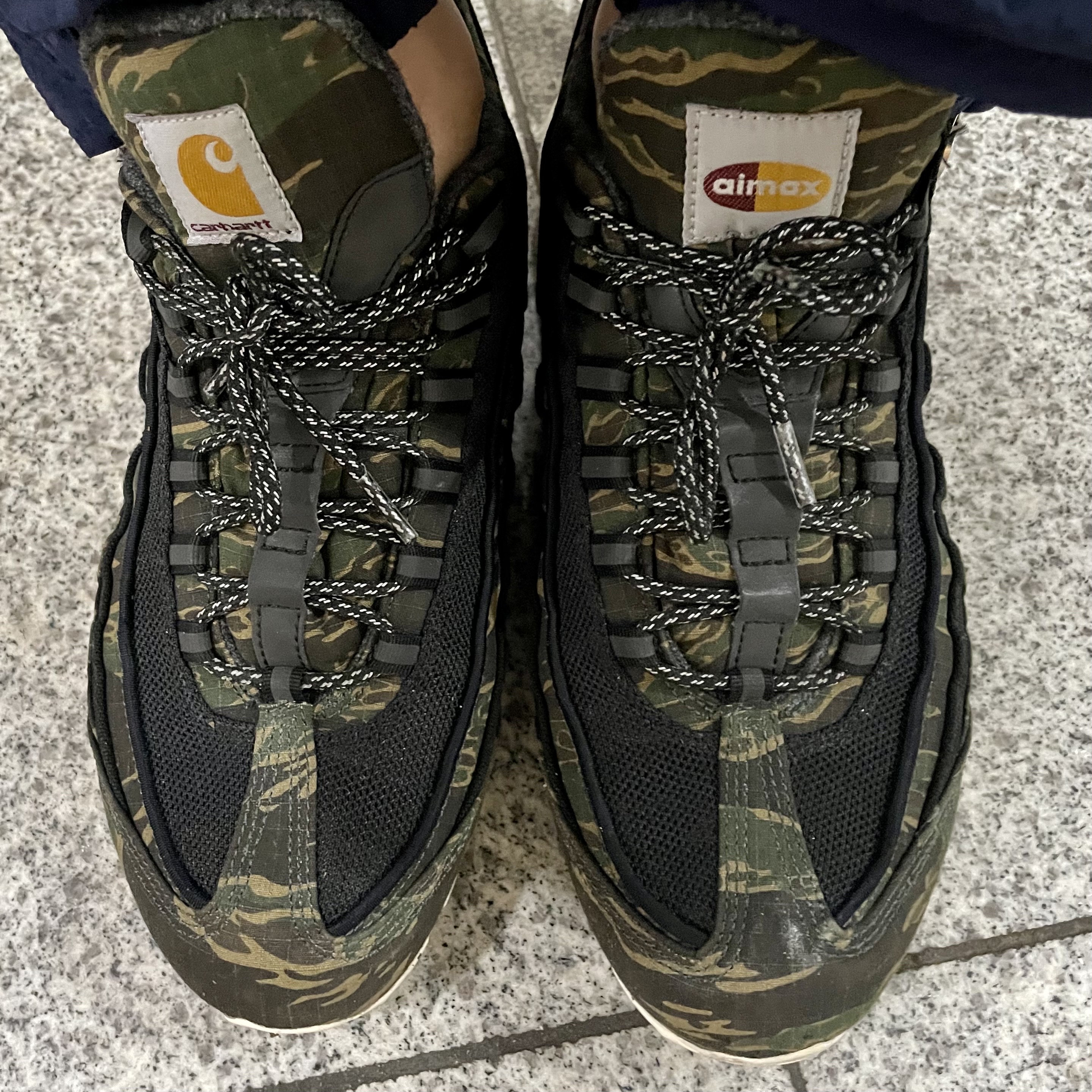 Nike x Carhartt WIP Air Max 95 Camo 착용 스타일